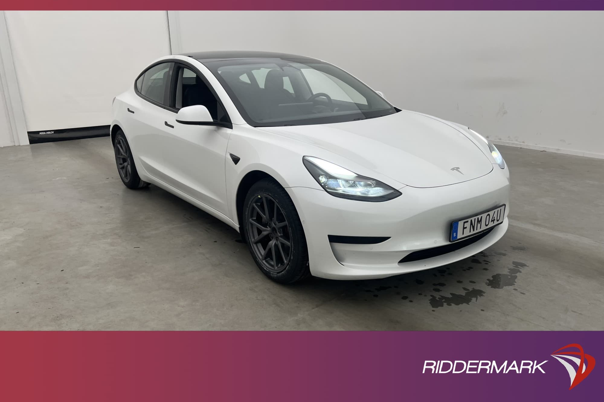 Tesla Model 3 Standard Range Plus