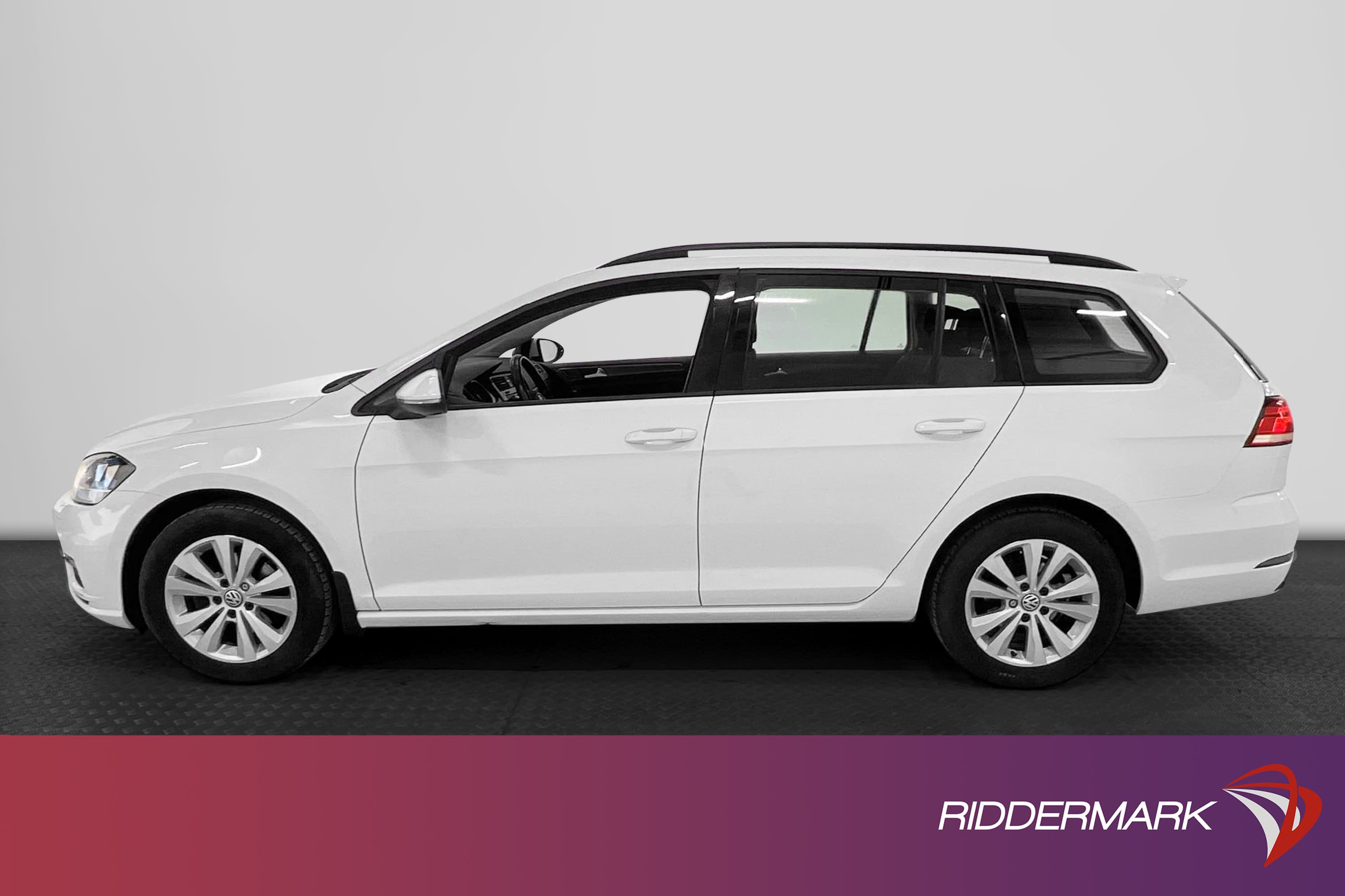 Volkswagen Golf 1.0 TSI 
