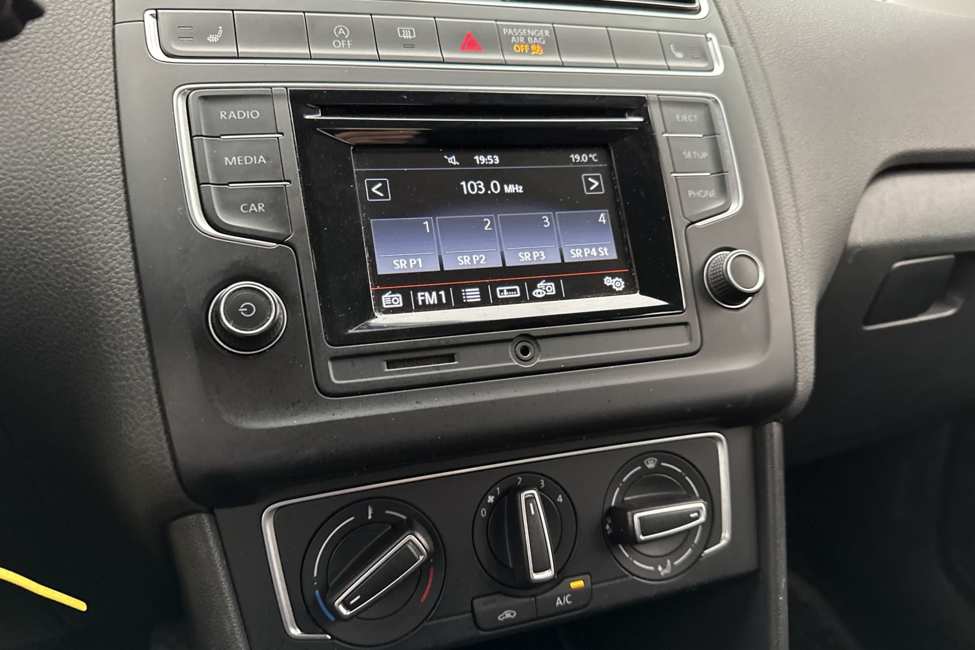Volkswagen Polo 1.2 TSI 90hk Bluetooth Låg-Skatt 0.47L/Mil