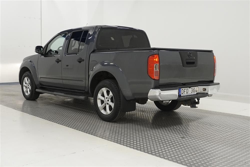 Nissan Navara 2.5 dCi 190hk Aut Nyservad Moms