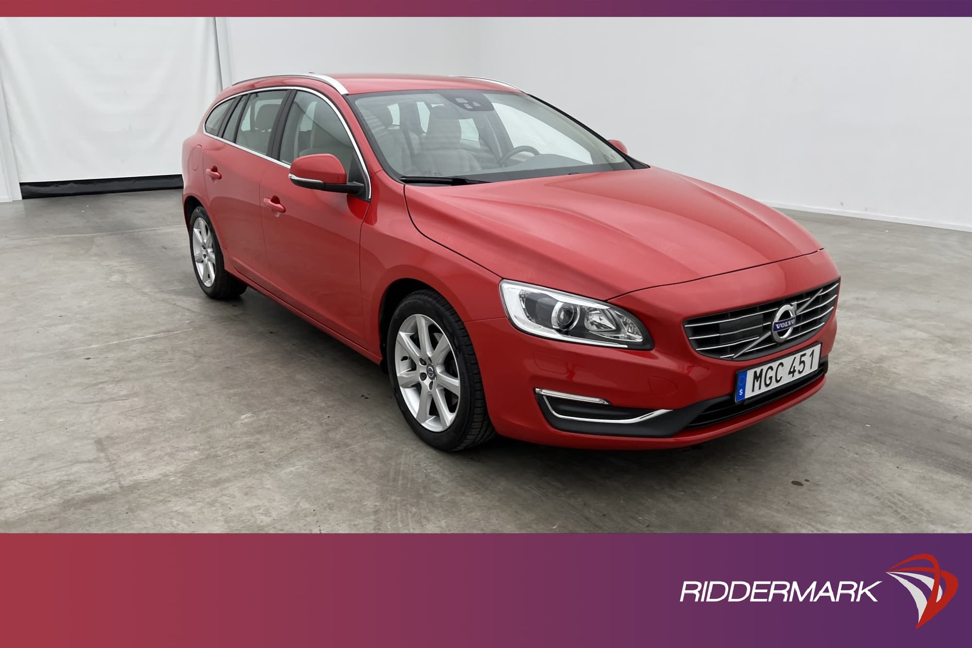 Volvo V60 T4