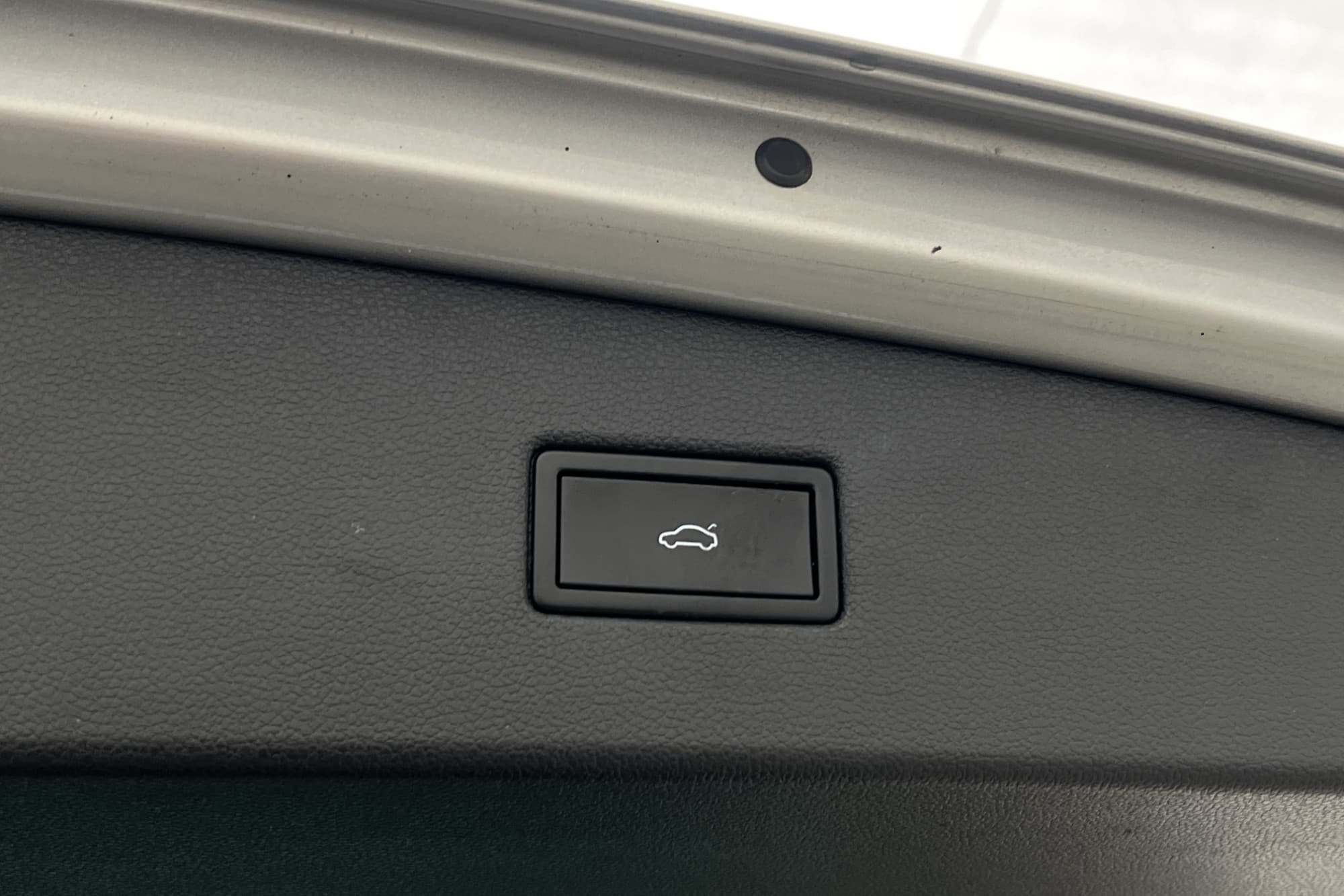 Volkswagen Tiguan TDI 4M R-Line Värm Cockpit Kamera CarPlay