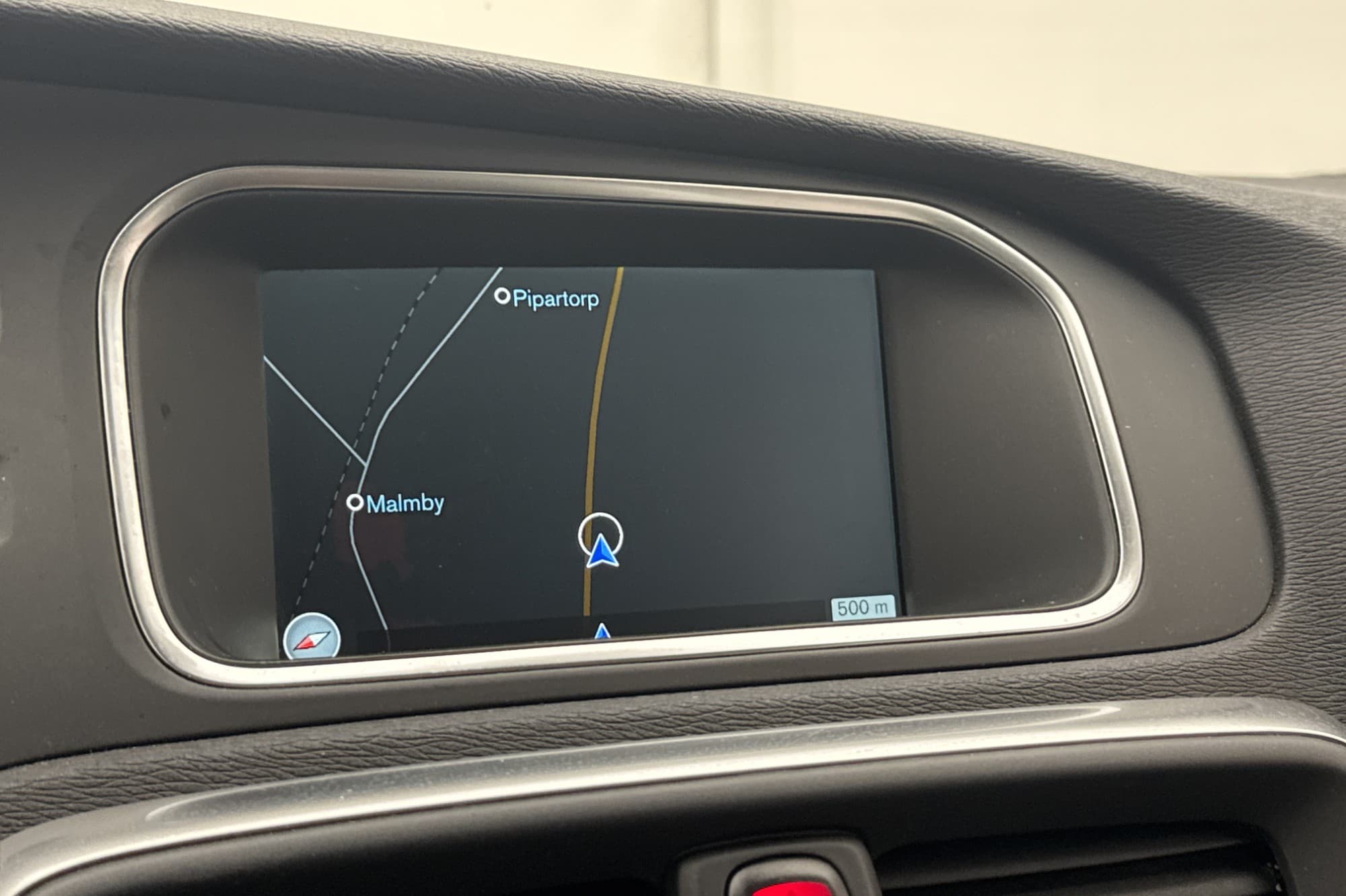 Volvo V40 Cross Country D2 Momentum VOC Värmare GPS Dragkrok