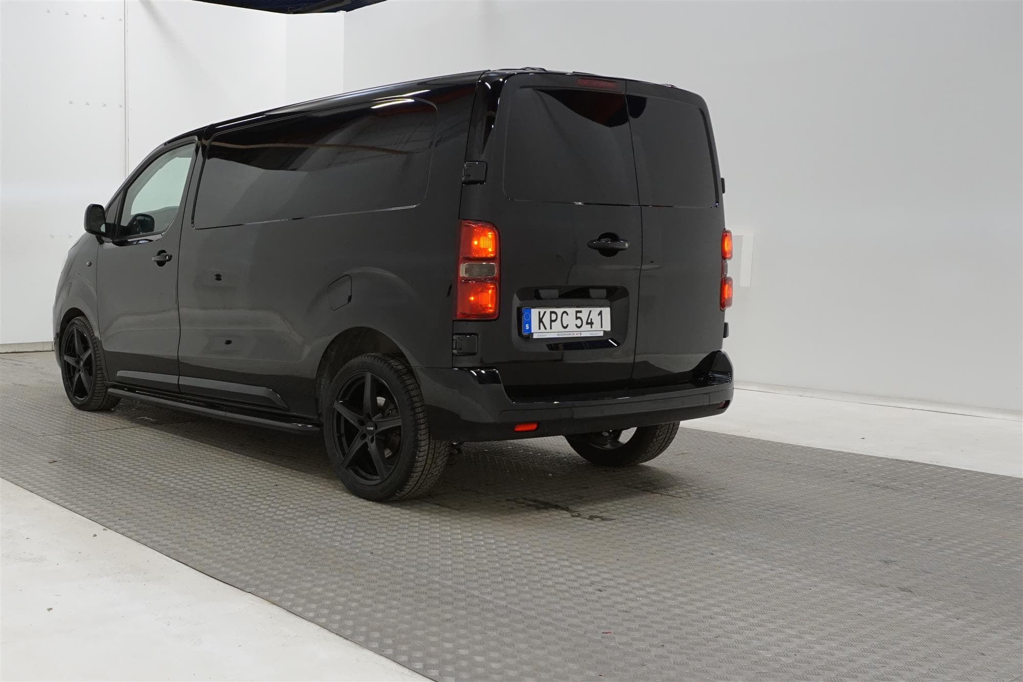 Citroën Jumpy 2.0HDi Automat 177hk L2 Värmare V-Inredd Moms
