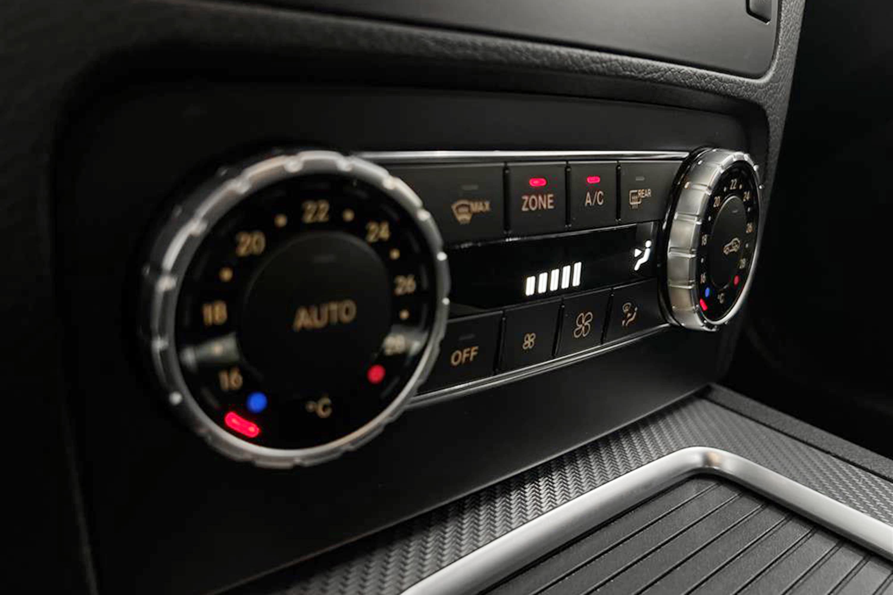Mercedes-Benz GLK 220 CDI 170hk 4MATIC Drag Skinn/Alcantarainteriör