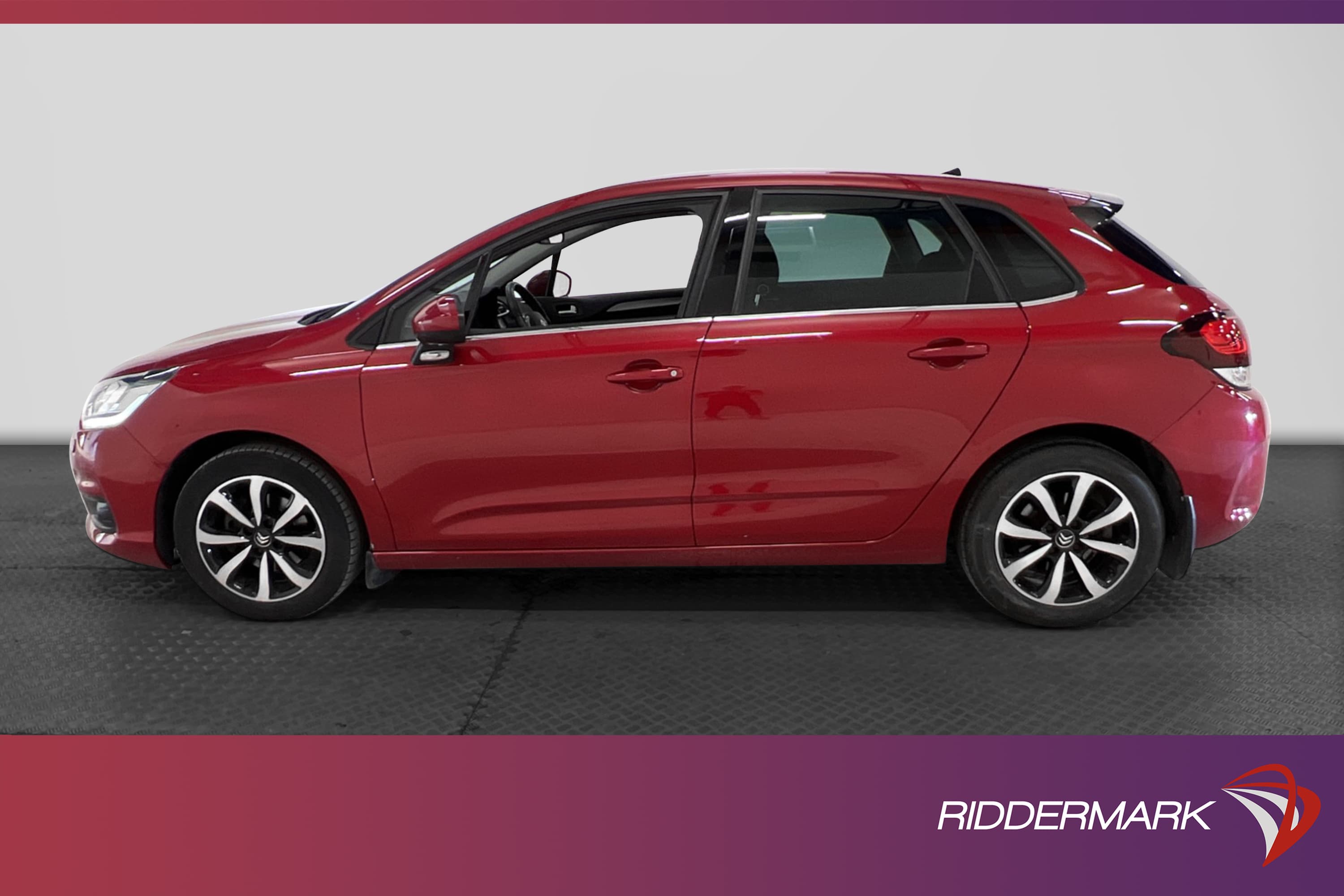 Citroën C4 1.2 e-THP 130hk