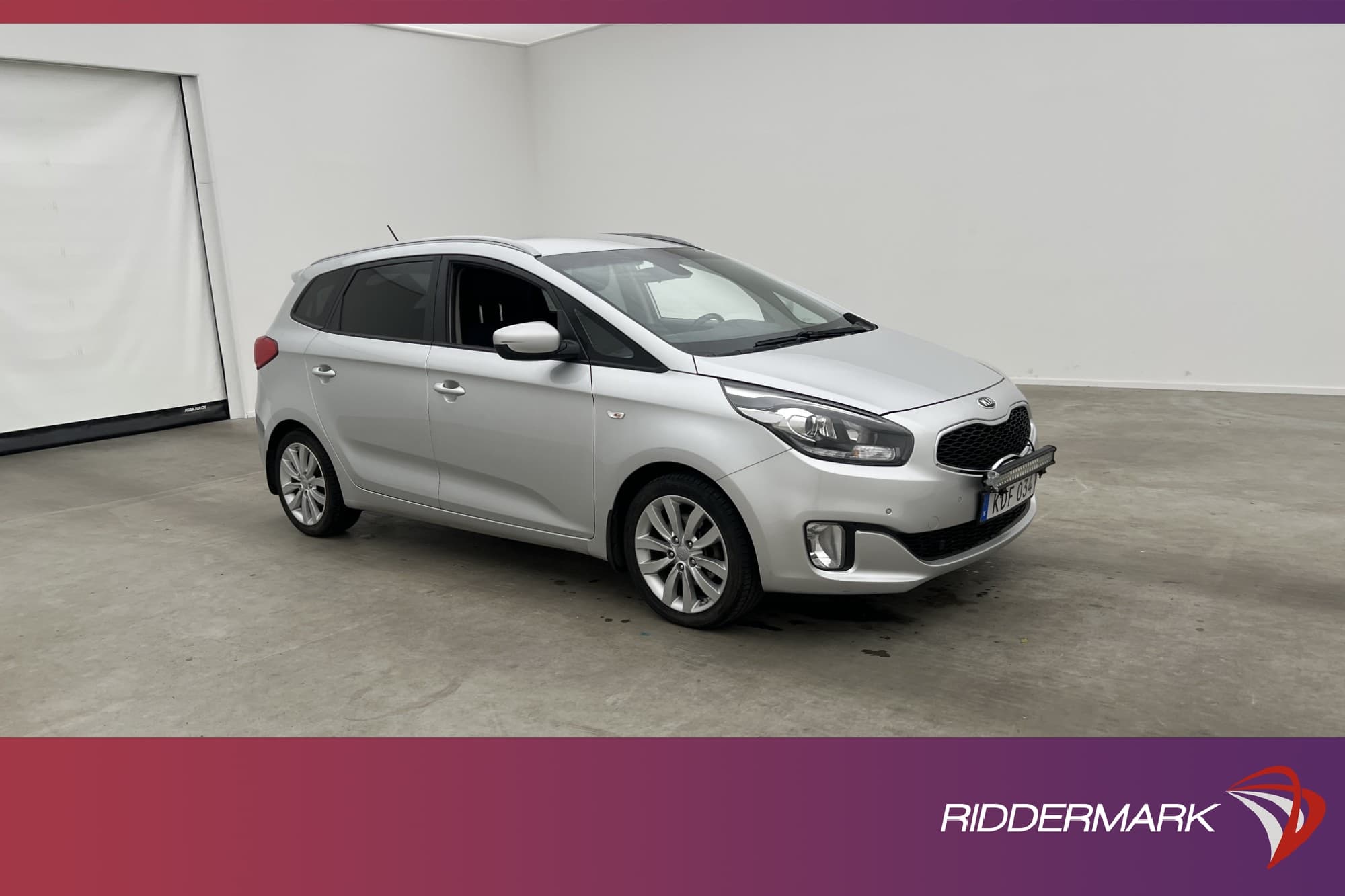 Kia Carens CRDi 141hk