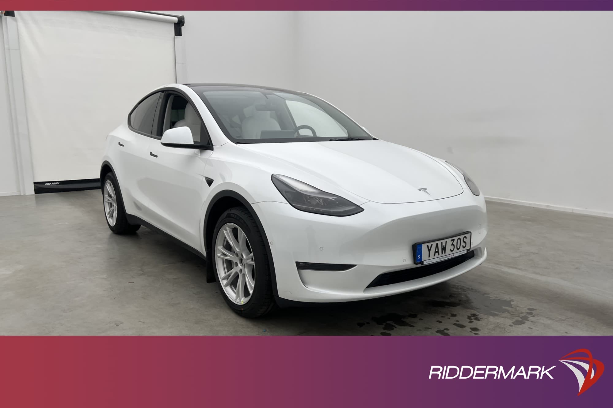 Tesla Model Y Long Range AWD