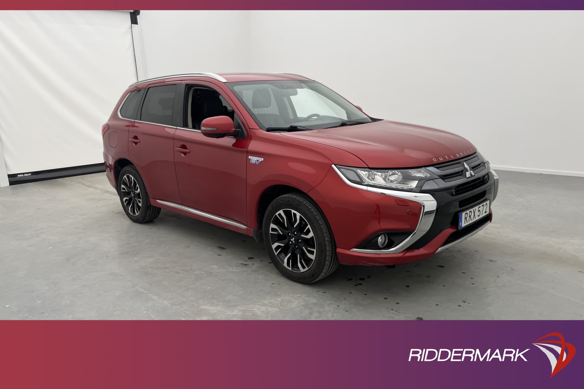 Mitsubishi Outlander PHEV 4WD 203hk