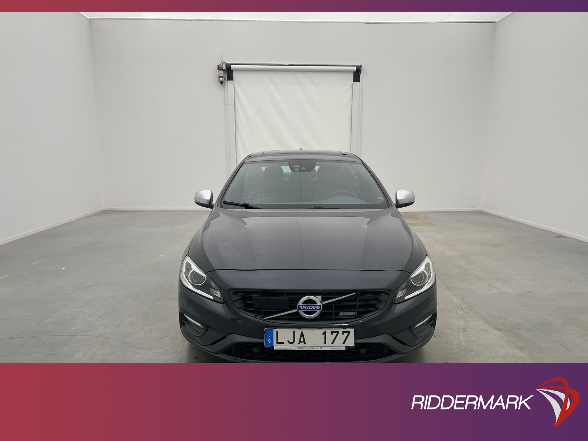 Volvo S60 D2 115hk R-Design Taklucka Värmare Skinn Navi