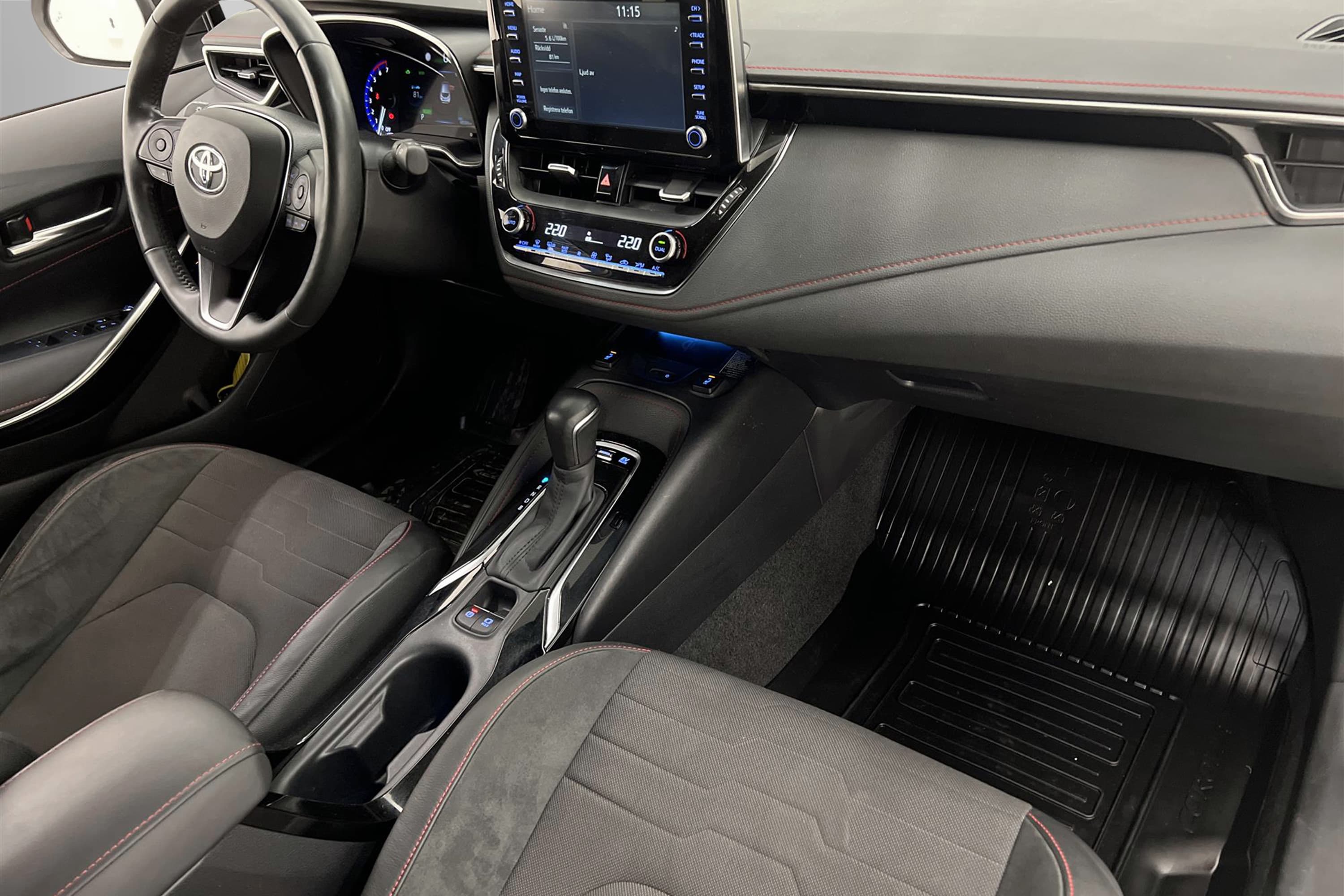 Toyota Corolla Hybrid e-CVT 122hk HUD B-Kamera Döda Vinkel 