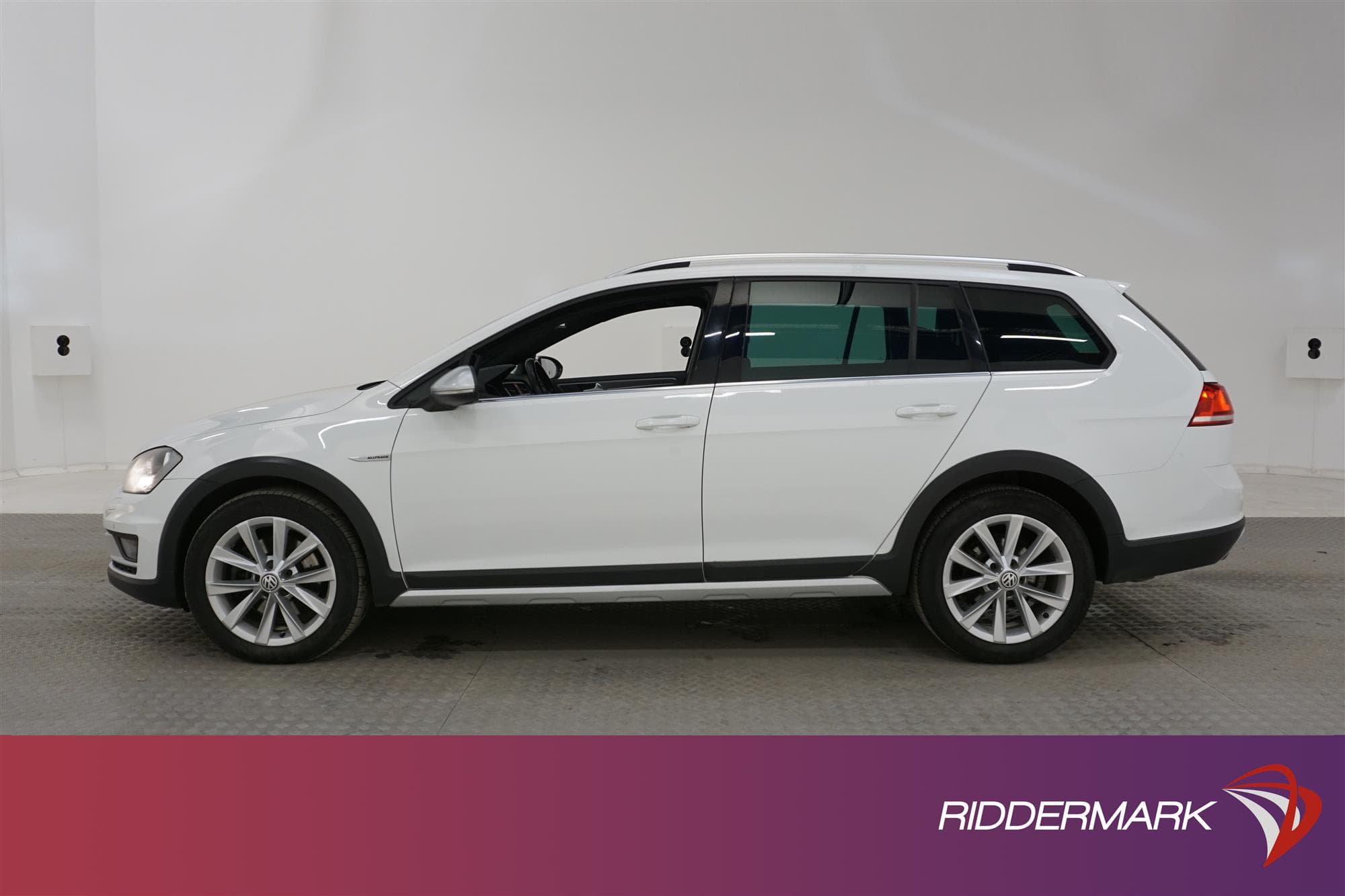 Volkswagen Golf Alltrack 4M 184hk