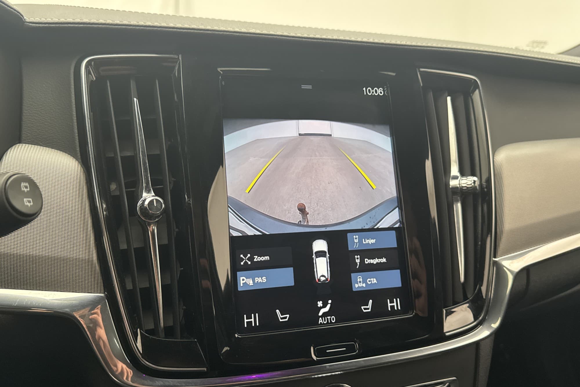 Volvo V90 Recharge T8 AWD R-Design Kamera Dragkrok CarPlay