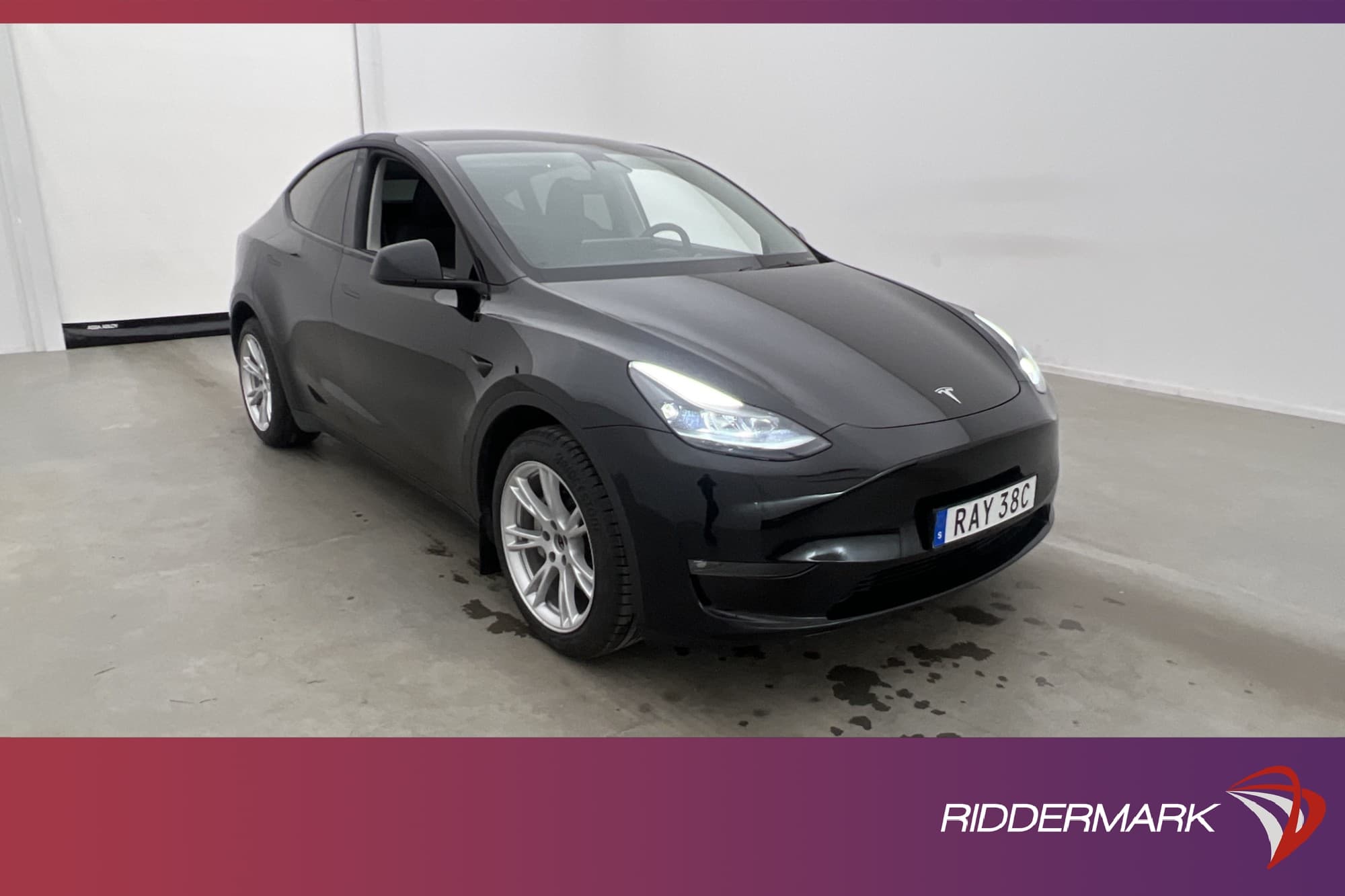 Tesla Model Y Long Range AWD MOMS Autopilot Dragkrok Sv.Såld