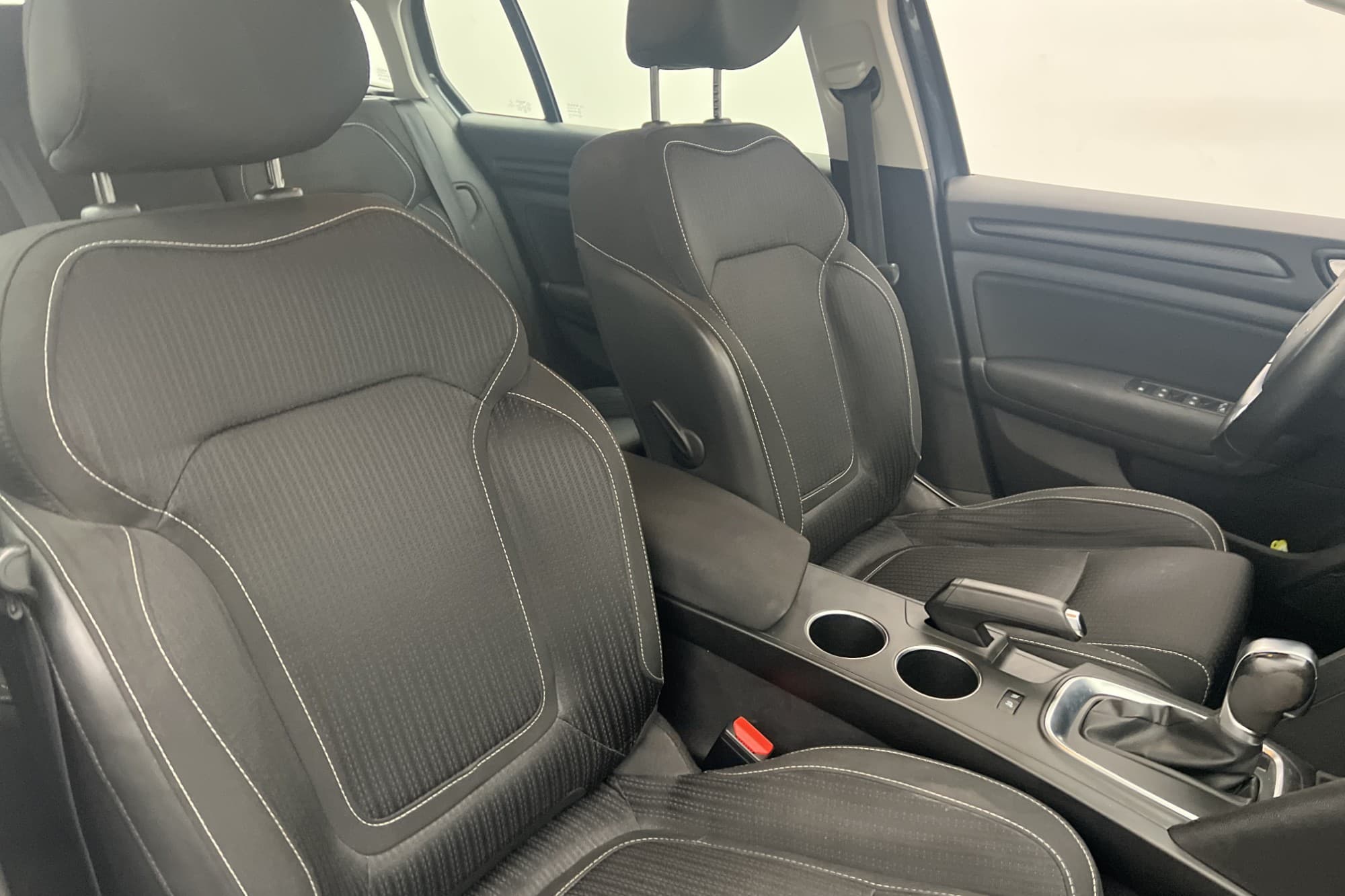 Renault Mégane Sport Tourer 1.3 TCe 140hk Zen Navi Sensorer