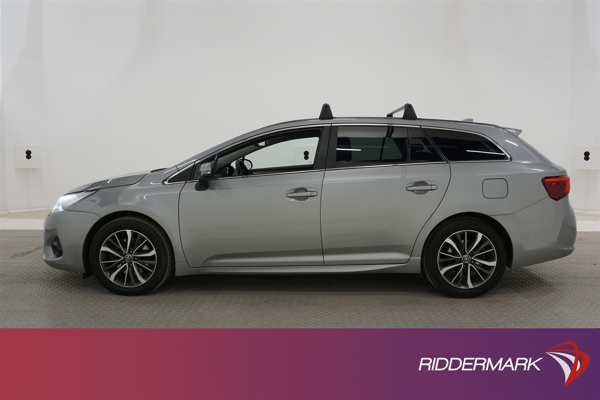 Toyota Avensis Kombi 2.0 D-4D 143hk