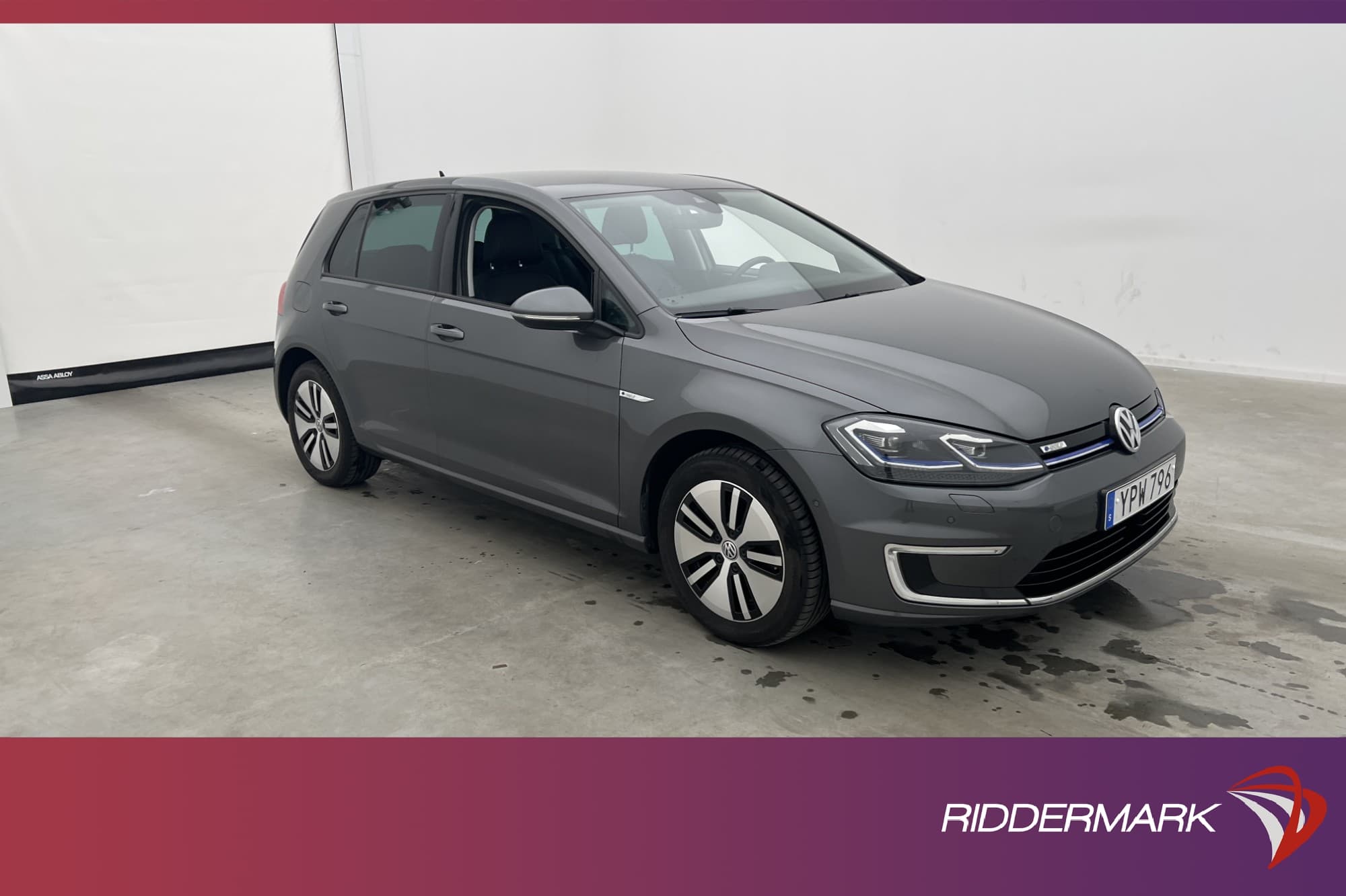 Volkswagen e-Golf 35.8 kWh