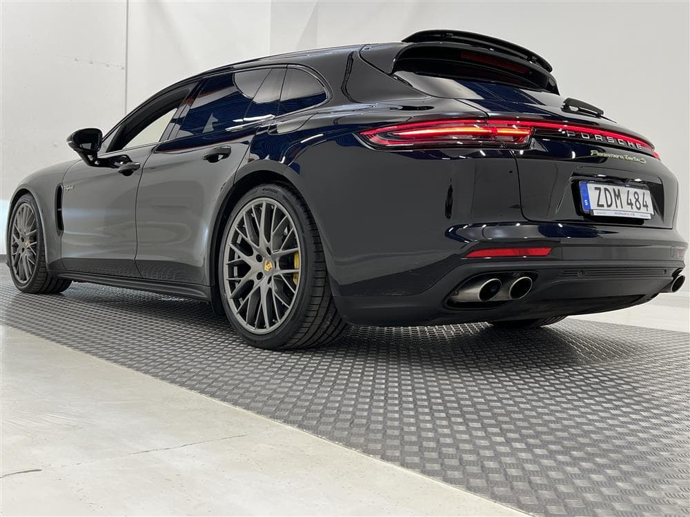 Porsche Panamera Turbo S E-Hybrid 680hk Kolfiber Pano Burmes