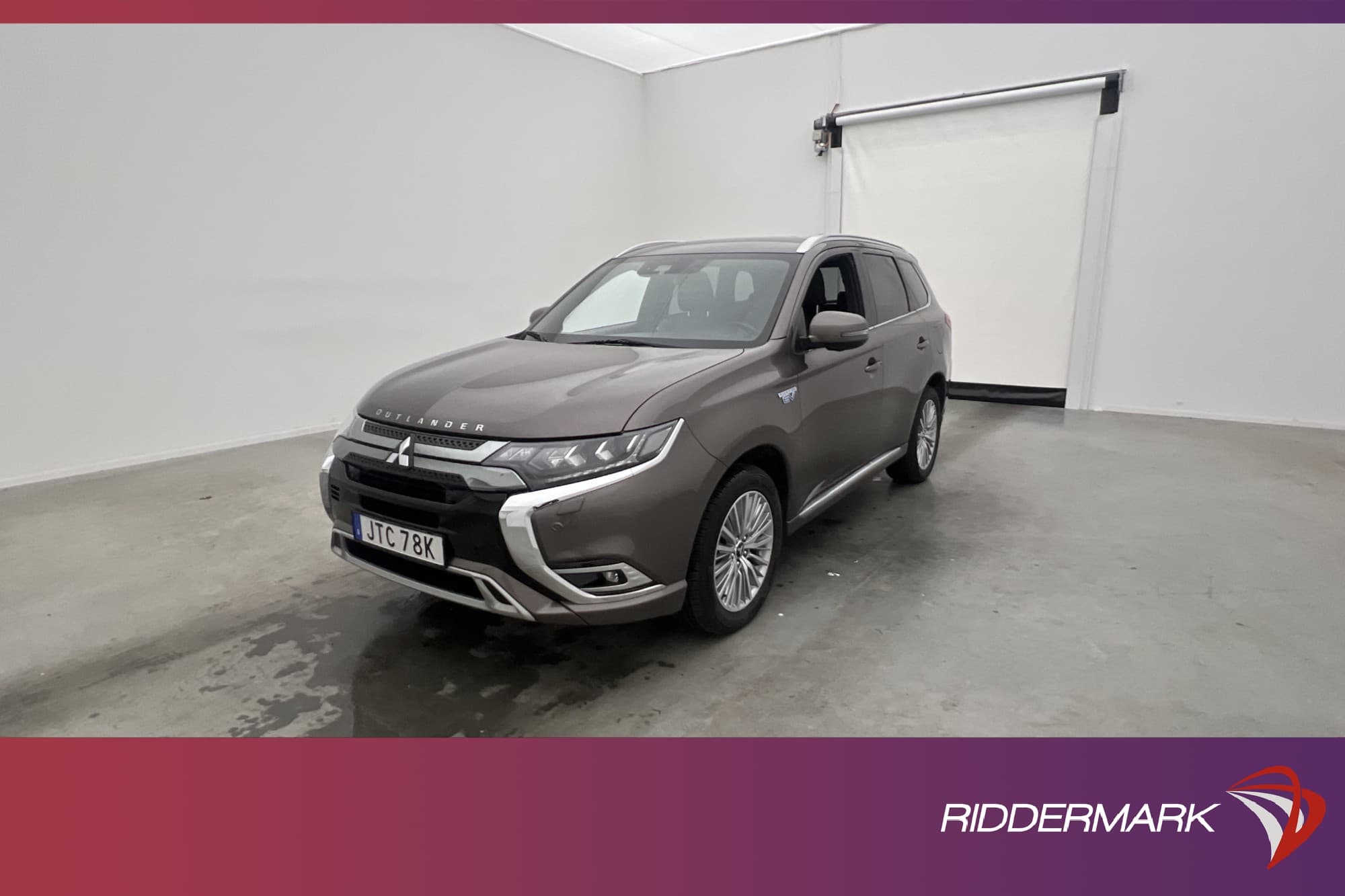 Mitsubishi Outlander PHEV 4WD