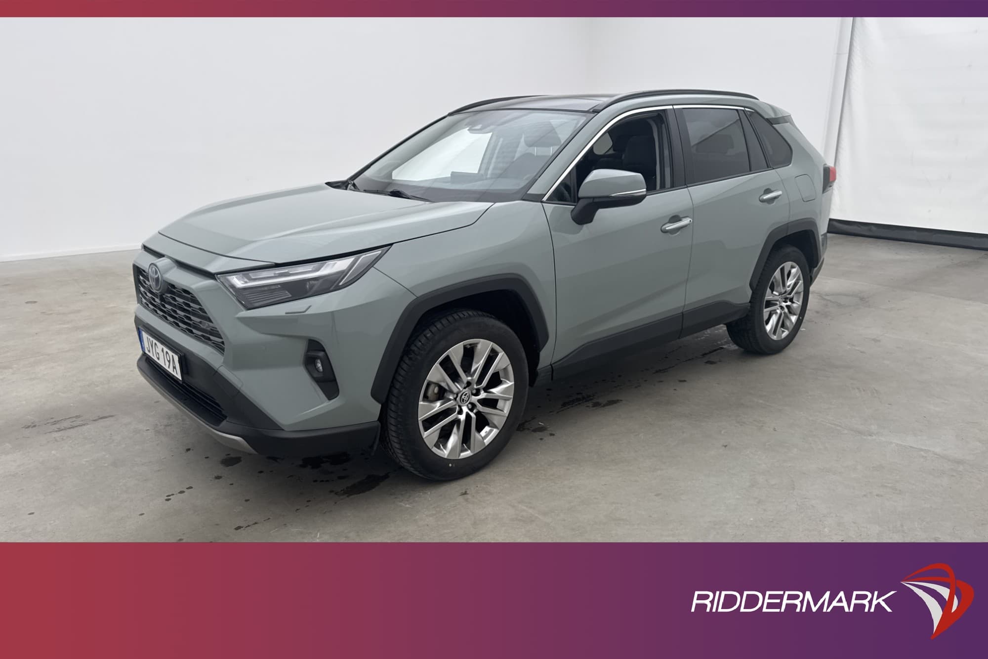Toyota RAV4 Hybrid AWD 222hk