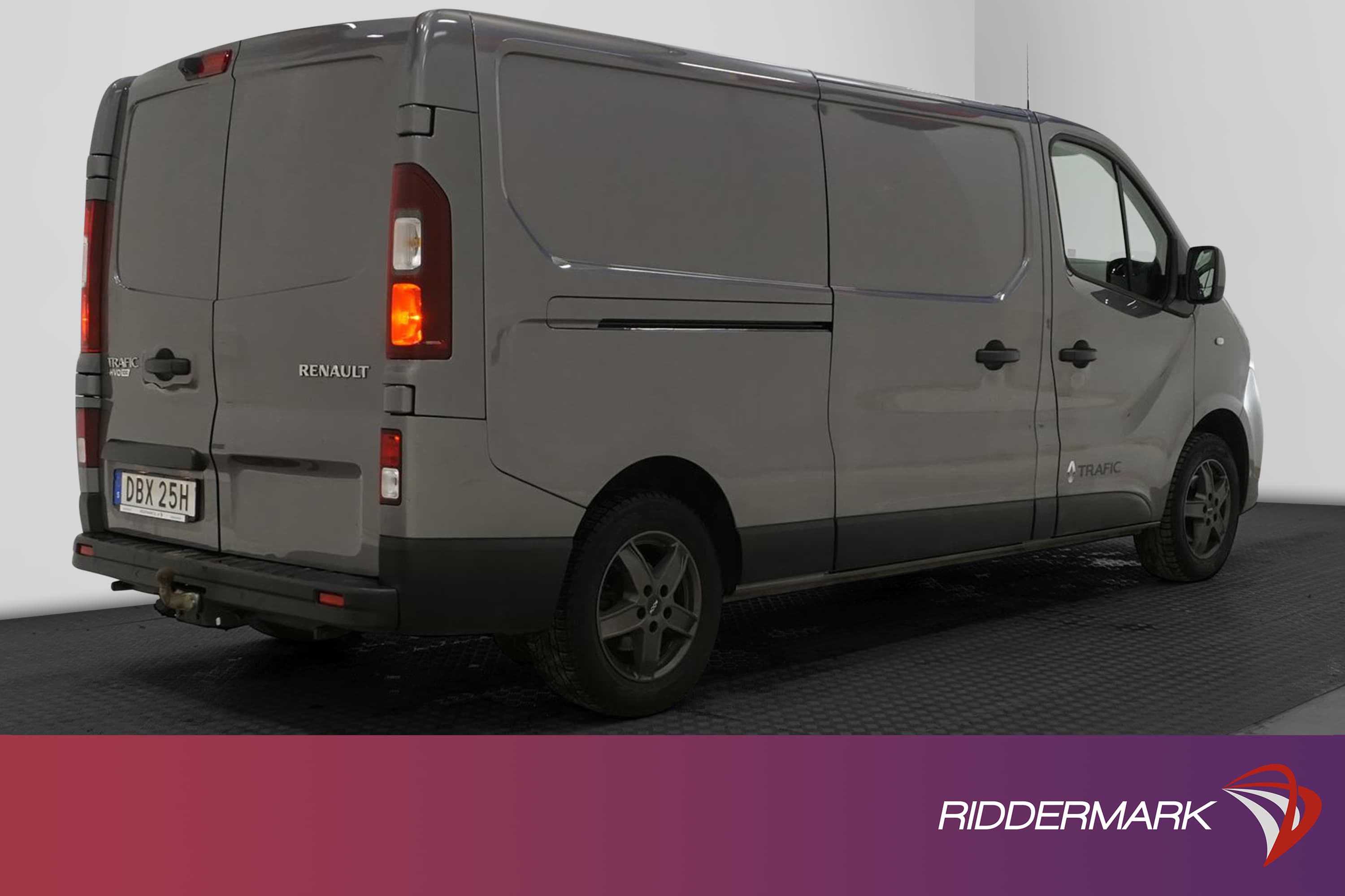 Renault Trafic Automat Nordic Line 170hk L2 Värmare Moms