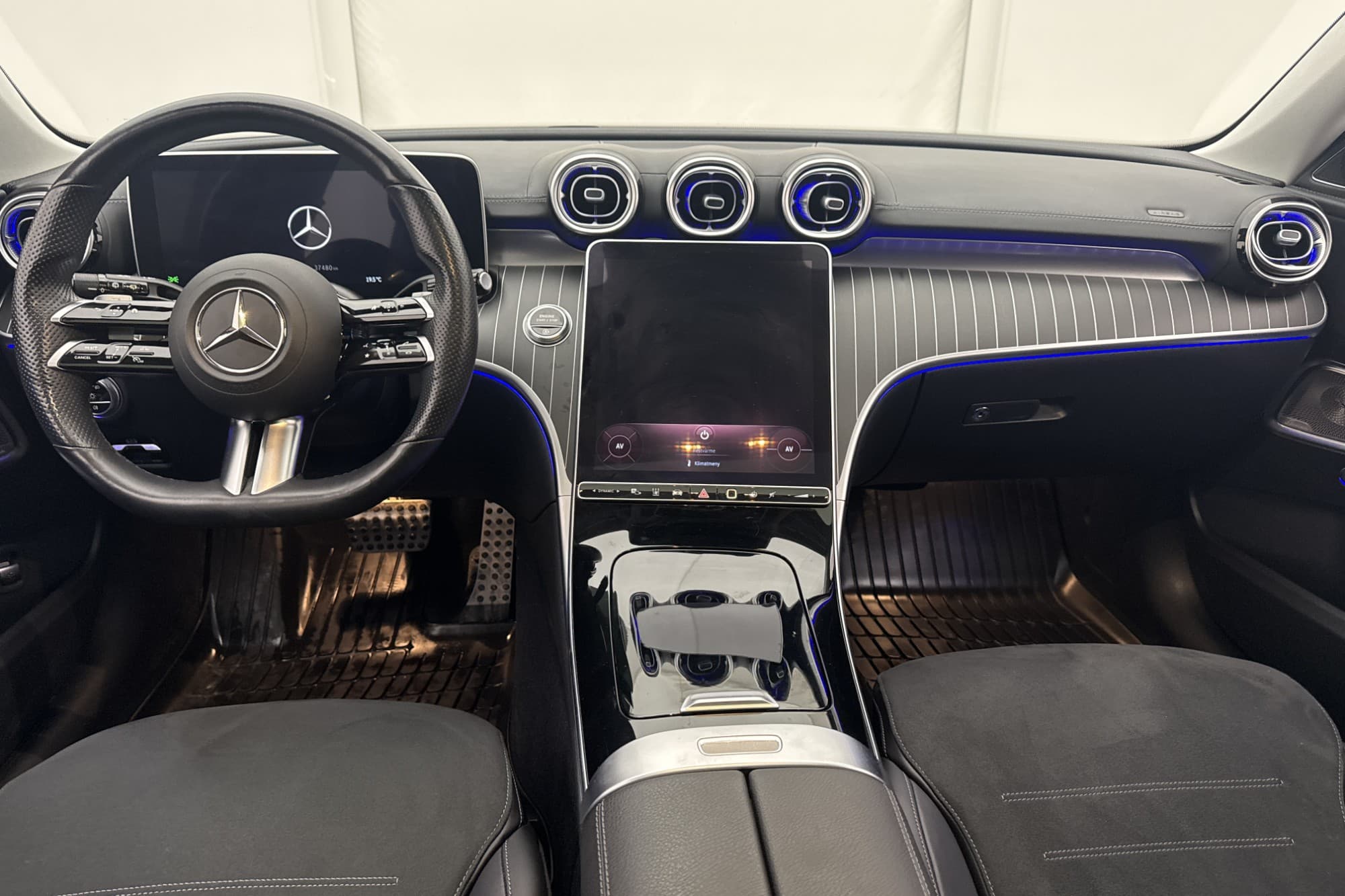 Mercedes-Benz C 220 200hk AMG Burmester D-Värmare Pano 360°