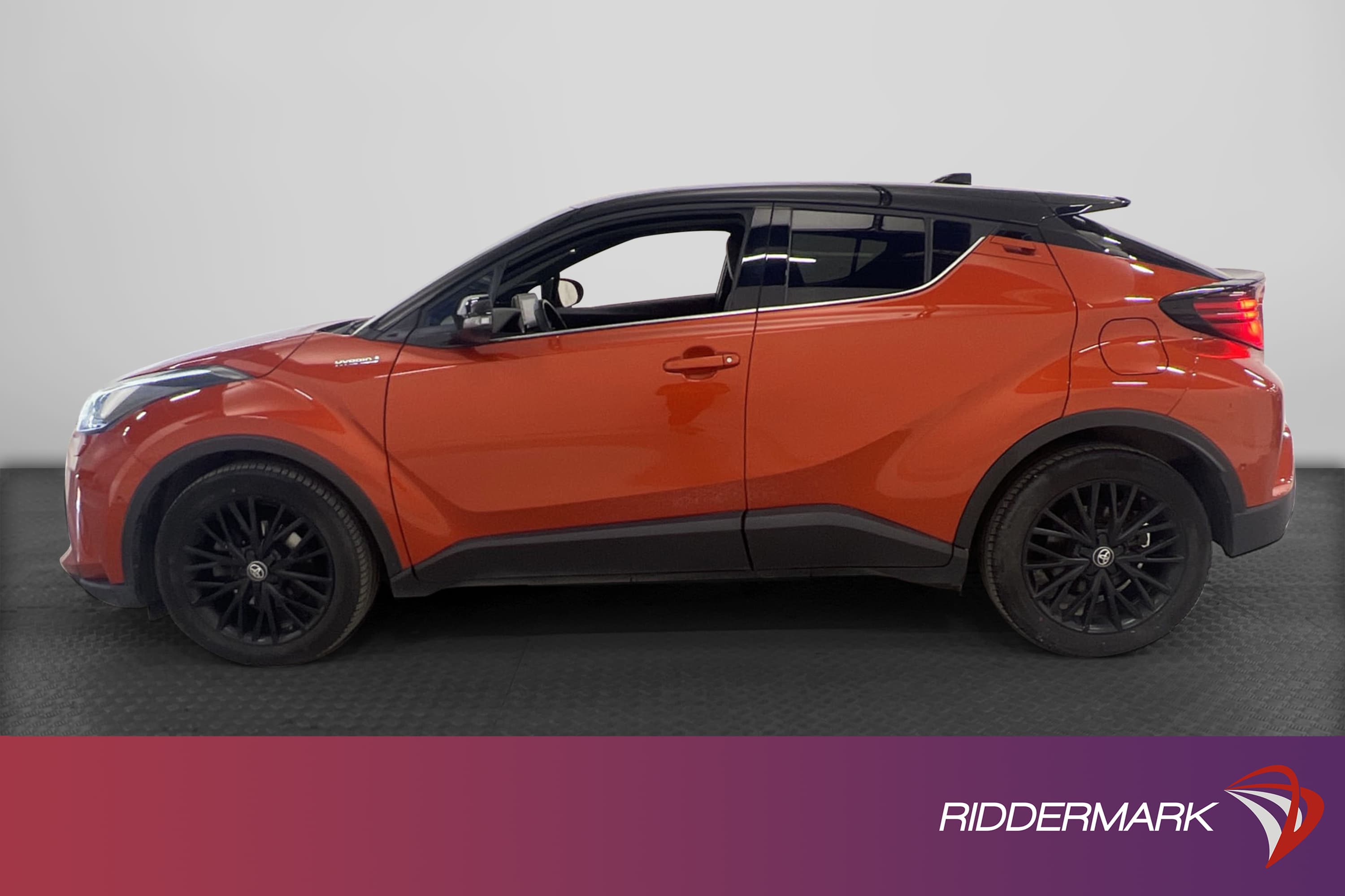 Toyota C-HR Hybrid CVT 184hk