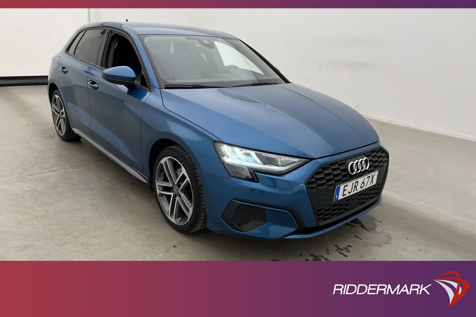 Audi A3 Sportback 35 TFSI Proline Cockpit P-Värmare Sensorer