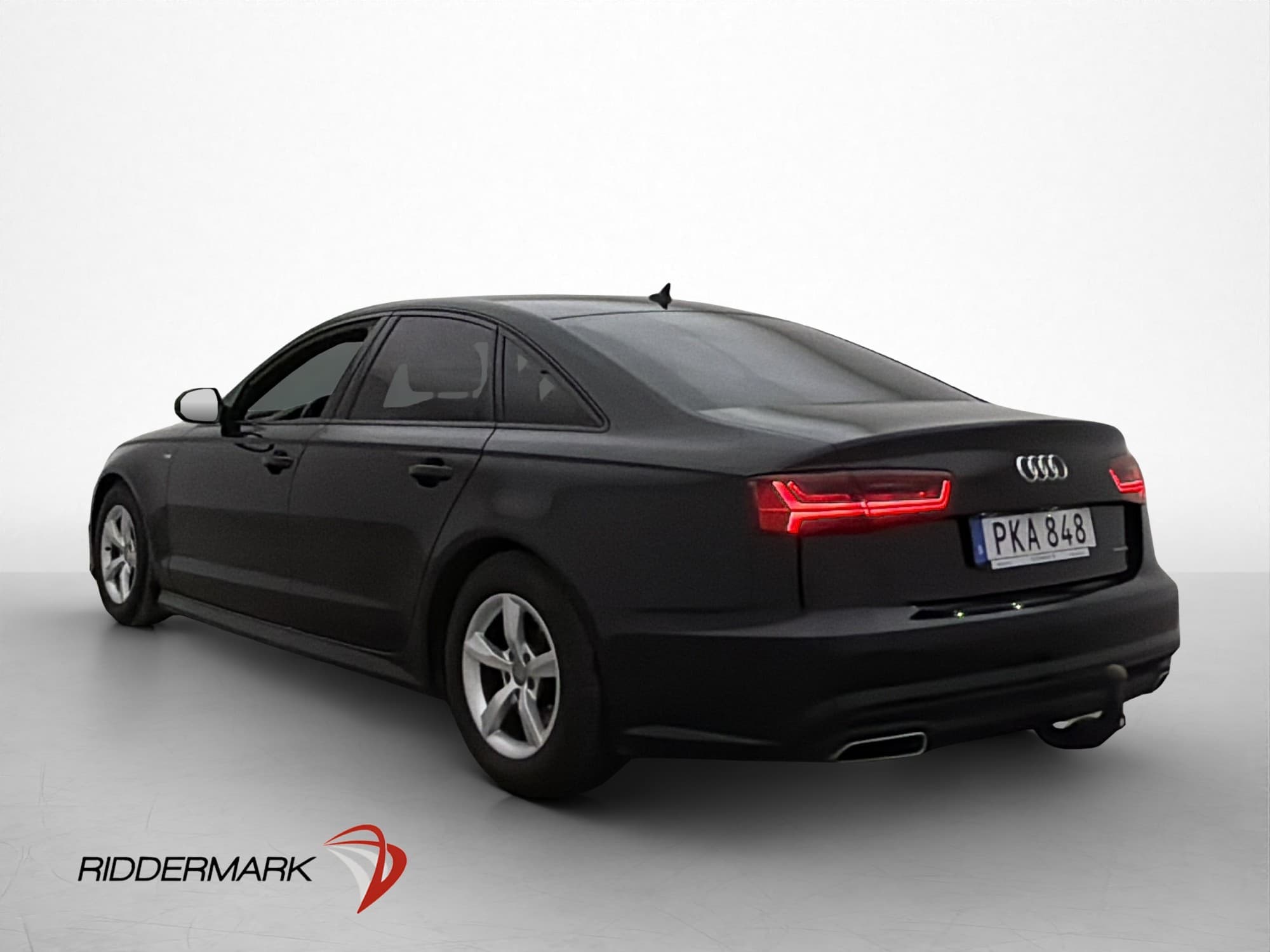 Audi A6 Sedan 2.0 TDI Q 190hk S Line Värmare Skinn Drag