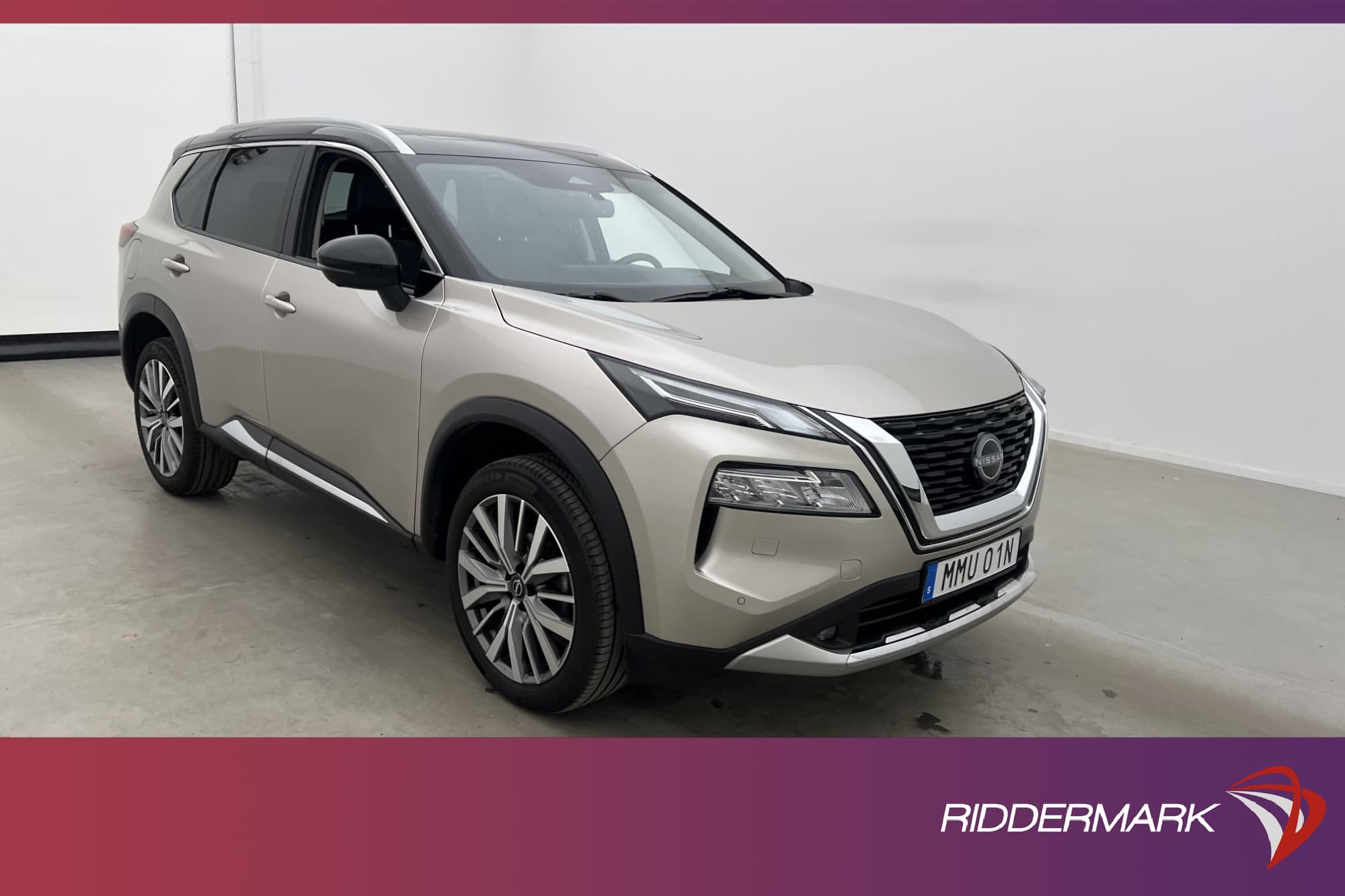 Nissan X-Trail 1.5 VC-T 163hk Tekna 360° Pano HUD Skinn Navi
