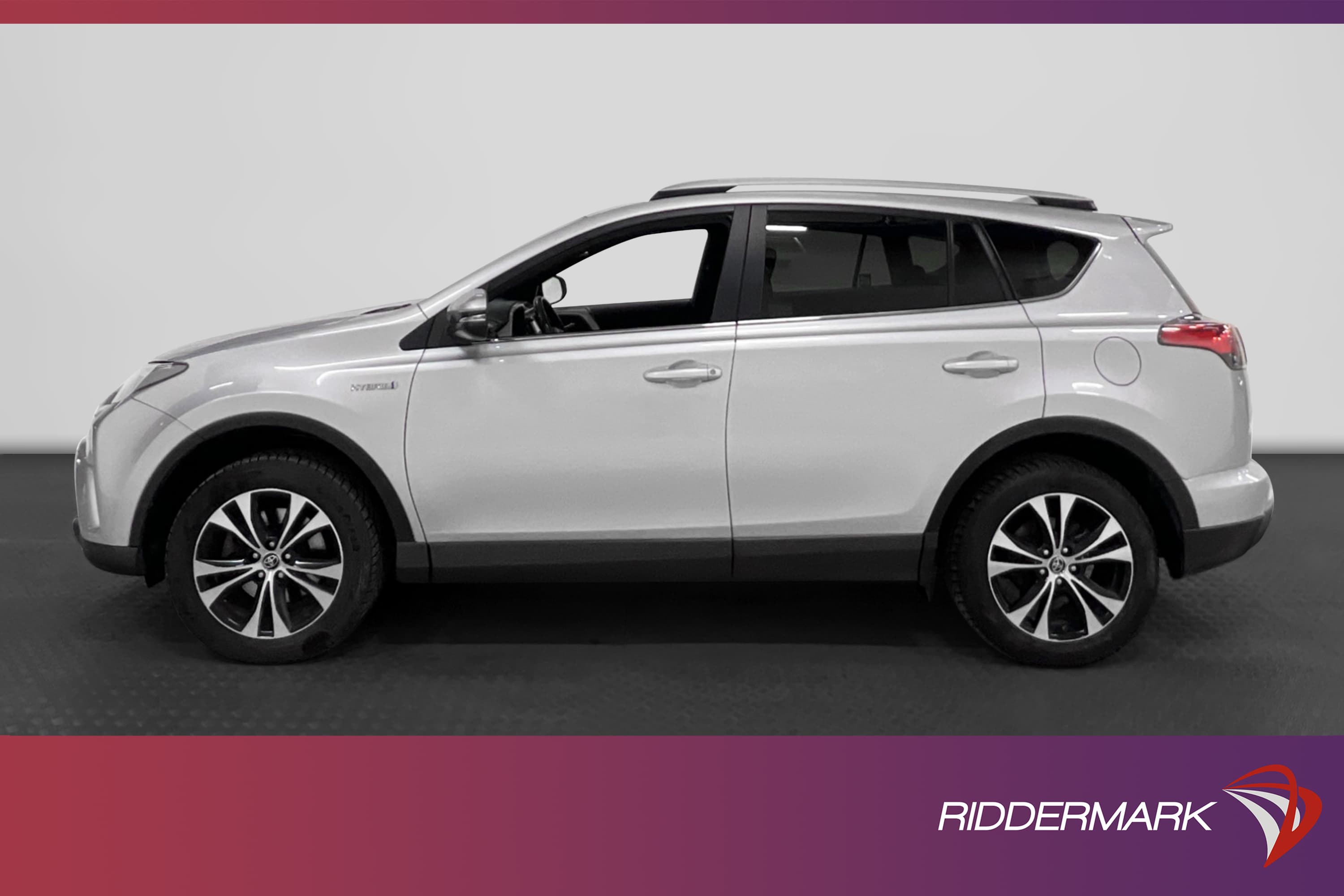 Toyota RAV4 Hybrid 197hk AWD