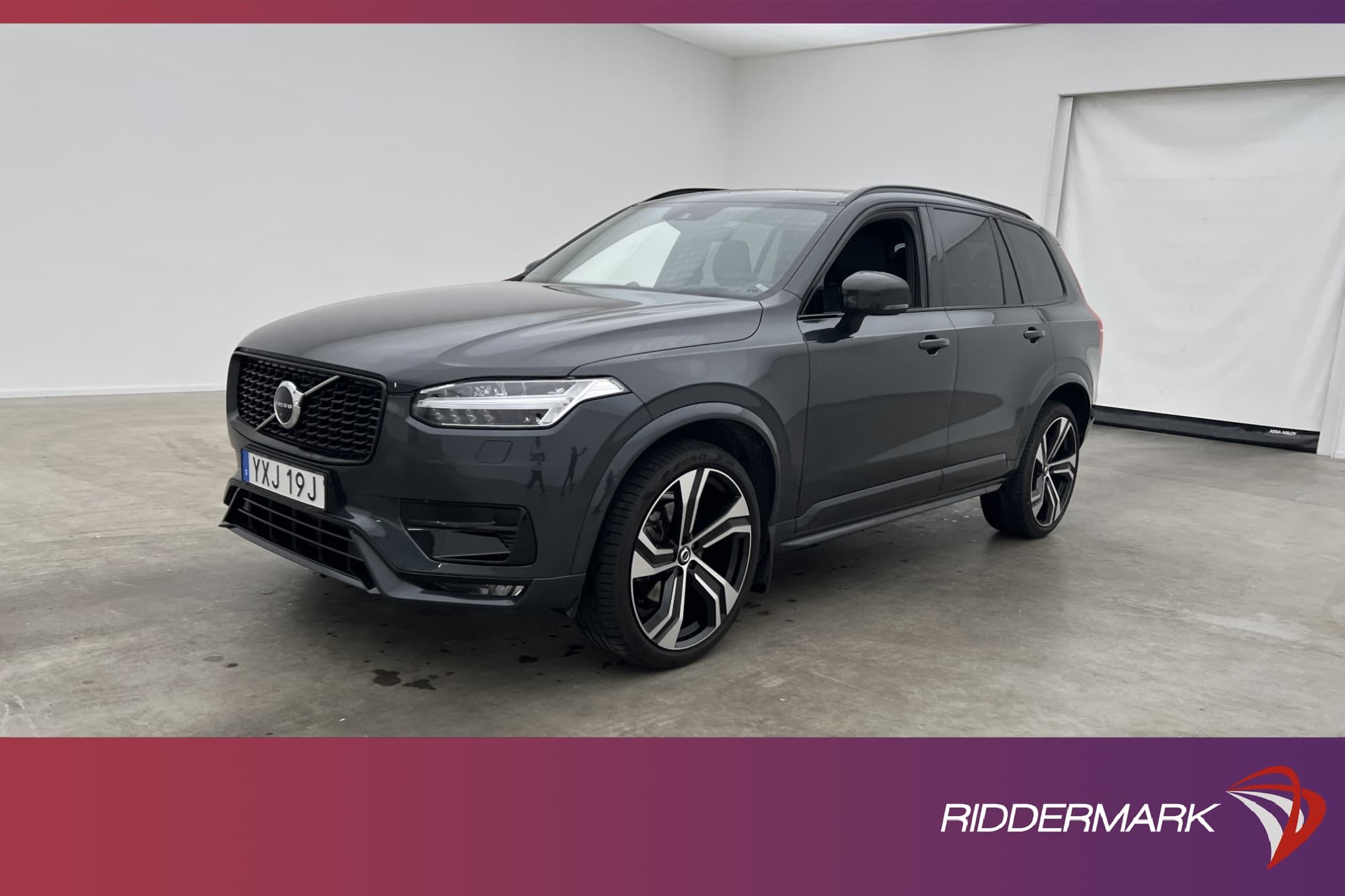 Volvo XC90 B5 AWD