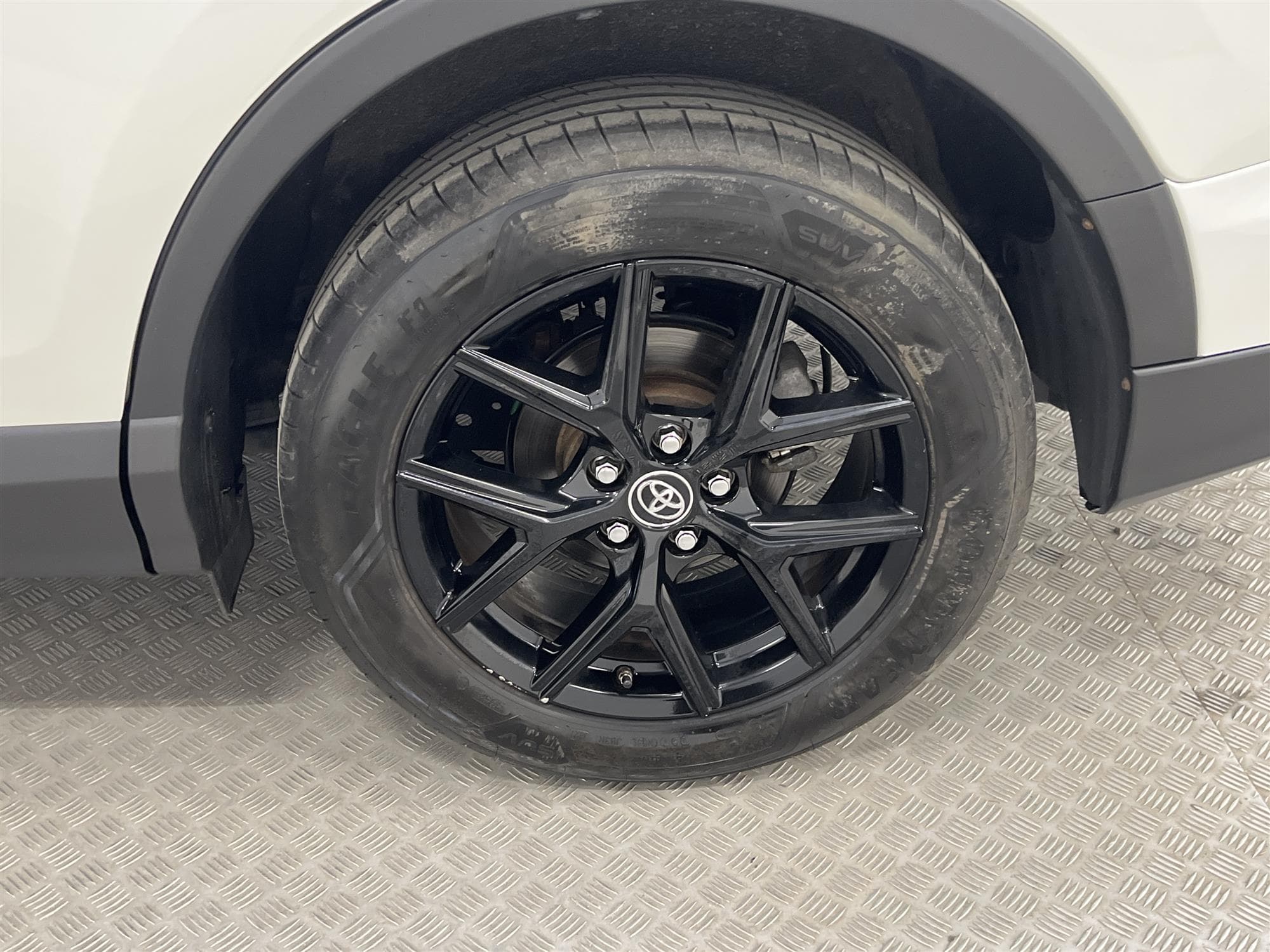 Toyota RAV4 Hybrid 2.5 AWD 197hk 1 Bruk Drag B-Kam Keyless 