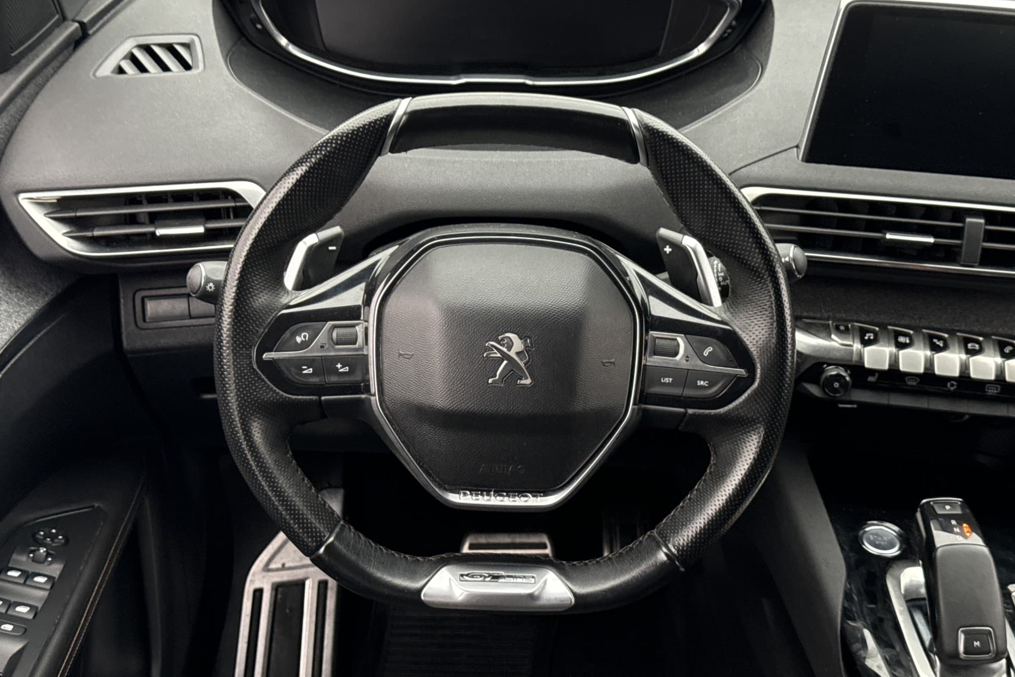 Peugeot 3008 1.6 THP 165hk GT-Line Cockpit Sensorer