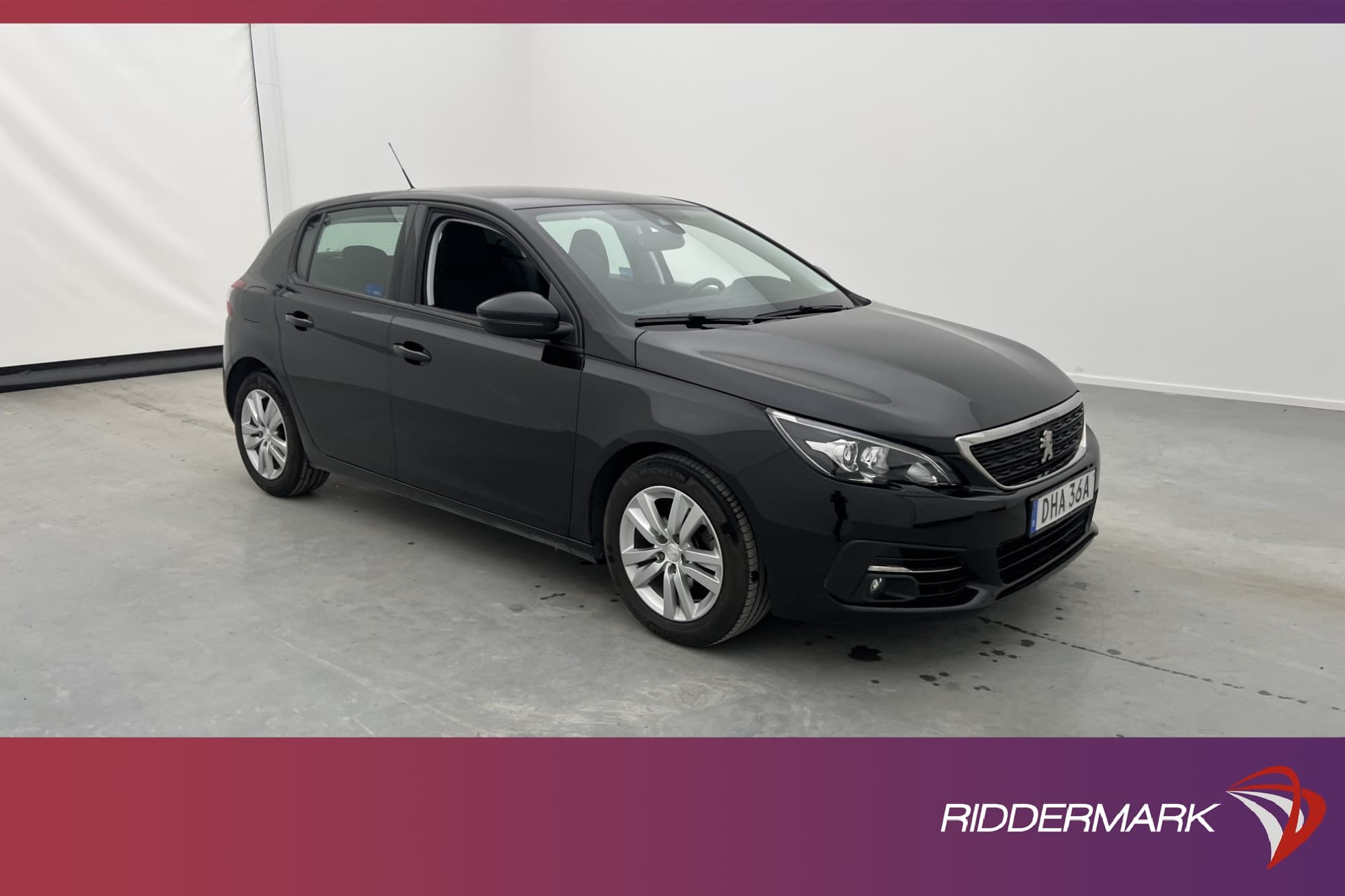 Peugeot 308 1.2 e-THP 130hk