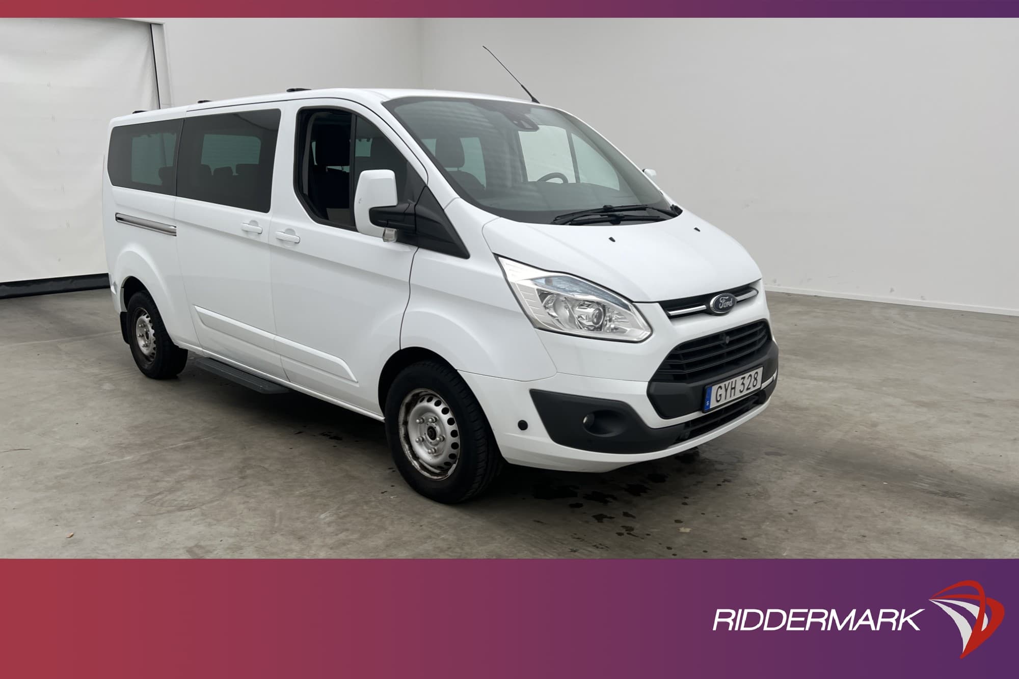 Ford Tourneo Custom 