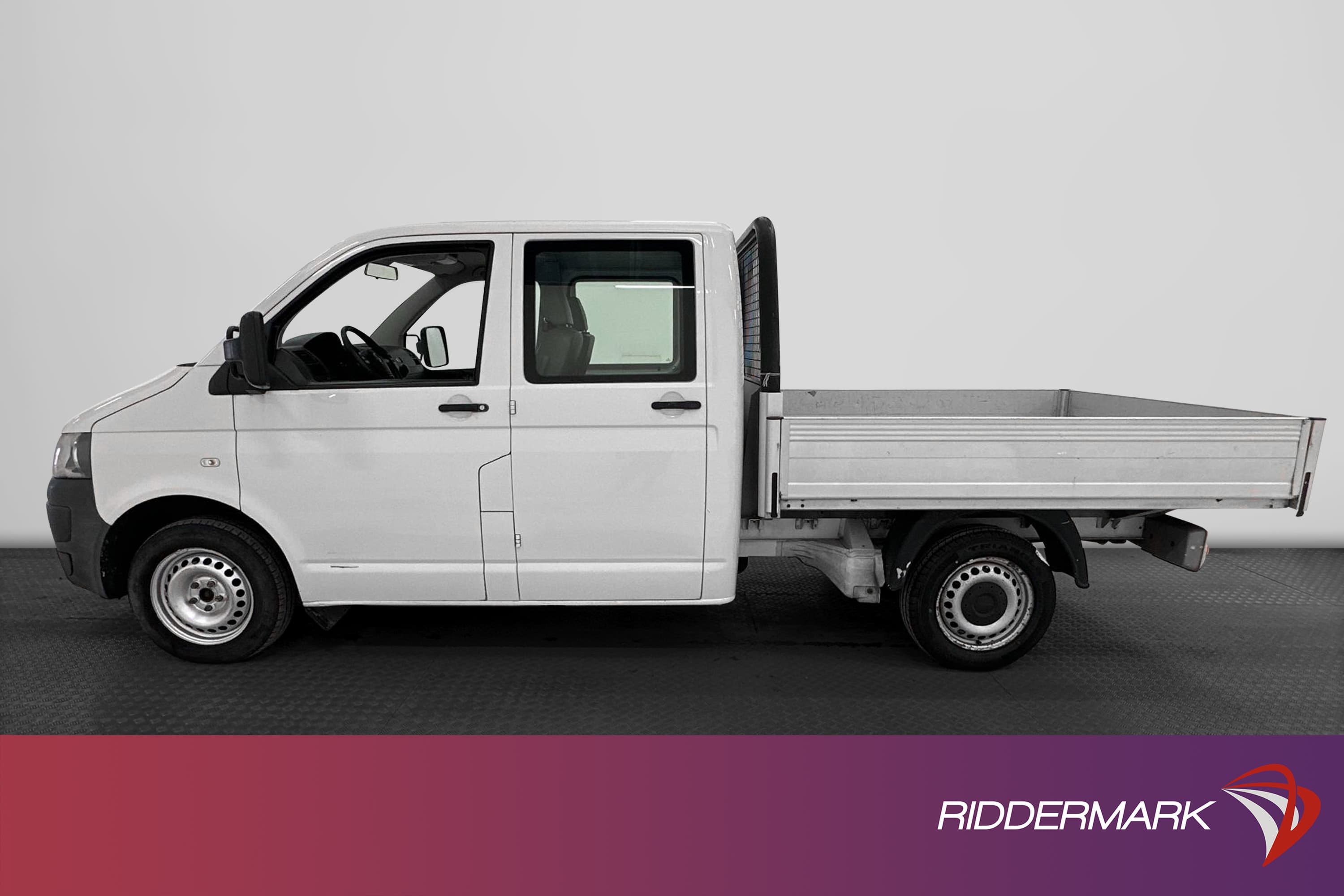 Volkswagen Transporter Flakbil 2.0TDI Värmare Dragkrok Moms