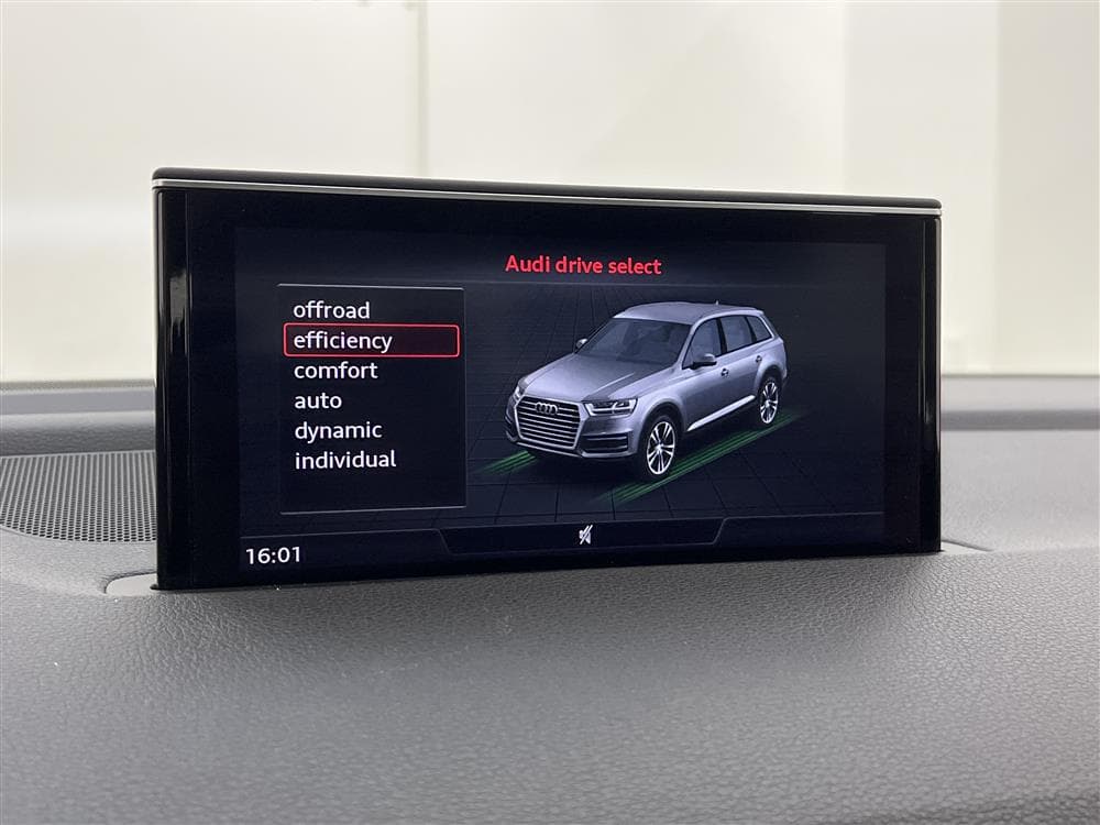Audi Q7 3.0 TDI 272hk quattro S-Line Cockpit 7-sits GPS BOSEinteriör