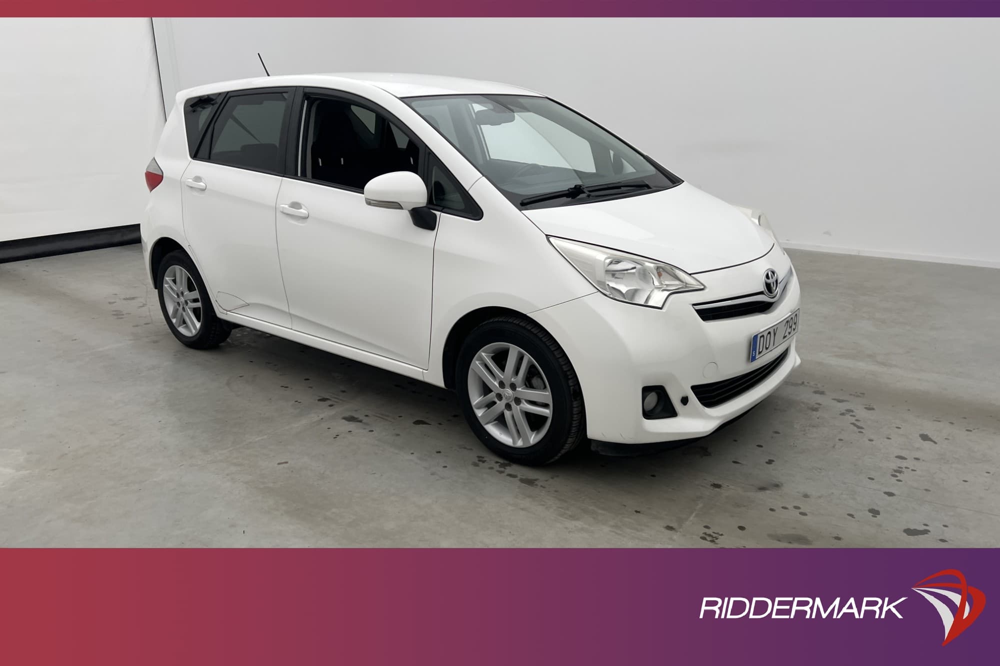 Toyota Verso-S 1.33 VVT-i 99hk