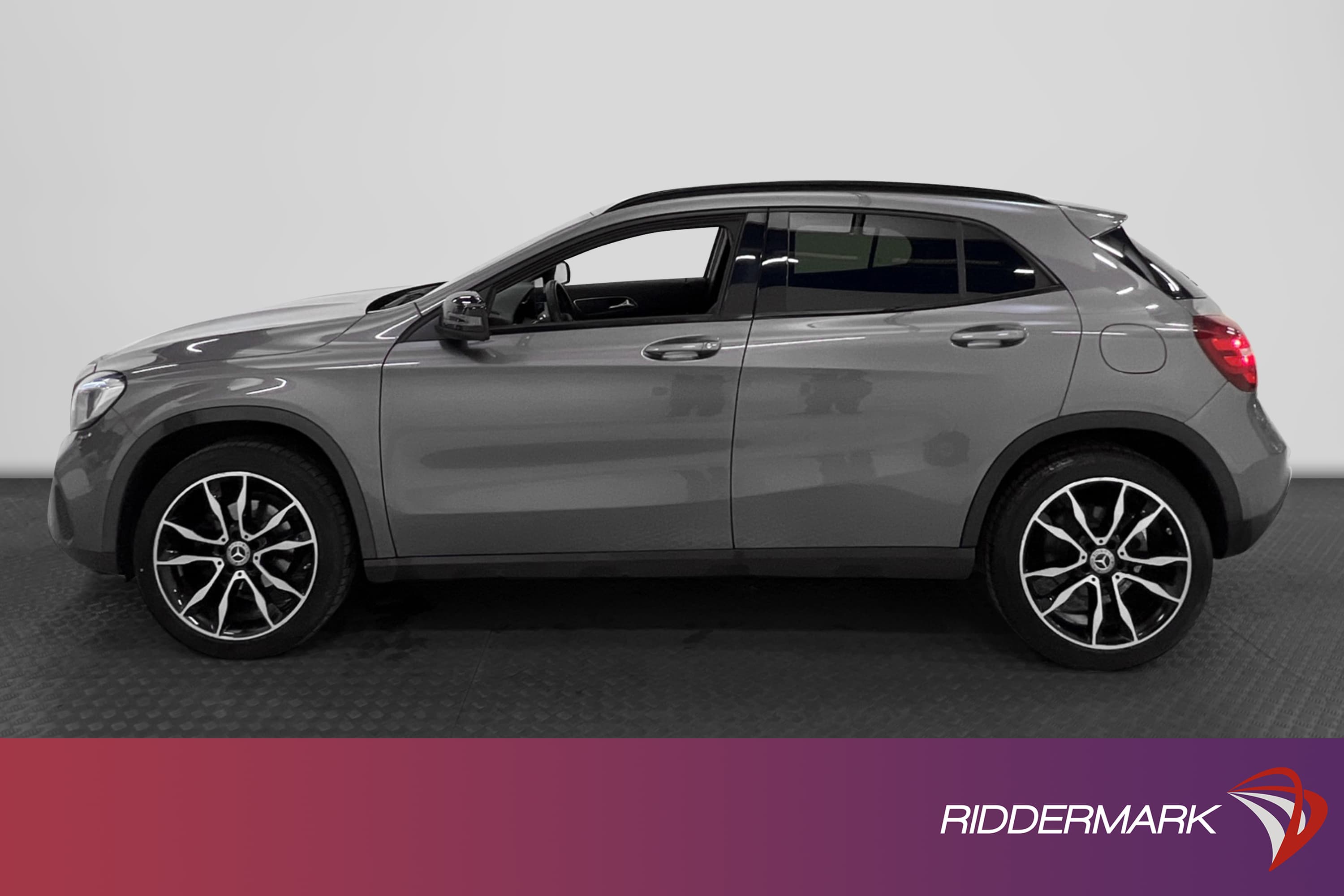 Mercedes-Benz GLA 200 d 4MATIC 136hk