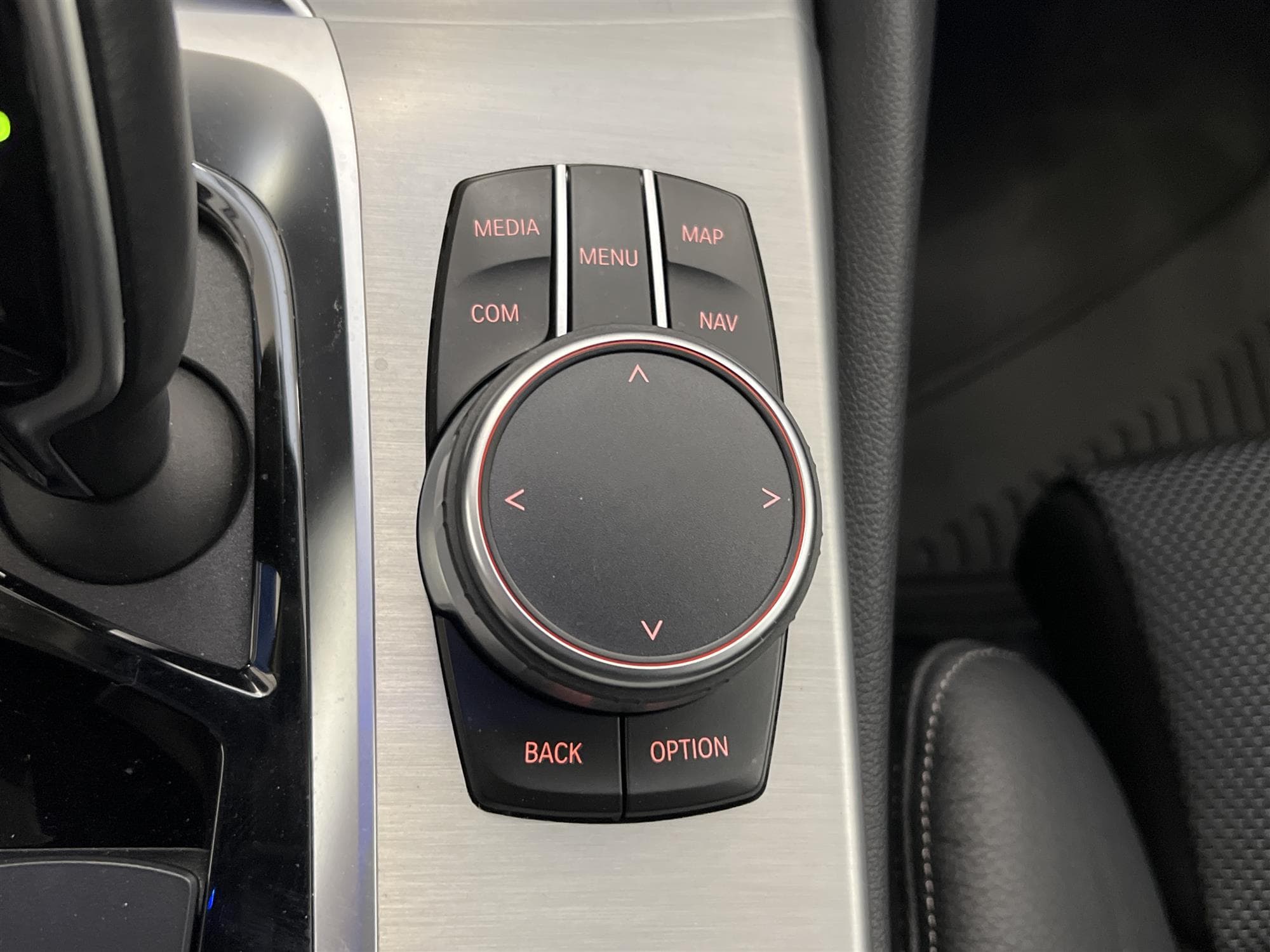 BMW 520 d xDrive 190hk Sportline HiFi Navi Drag 0,47l/milinteriör
