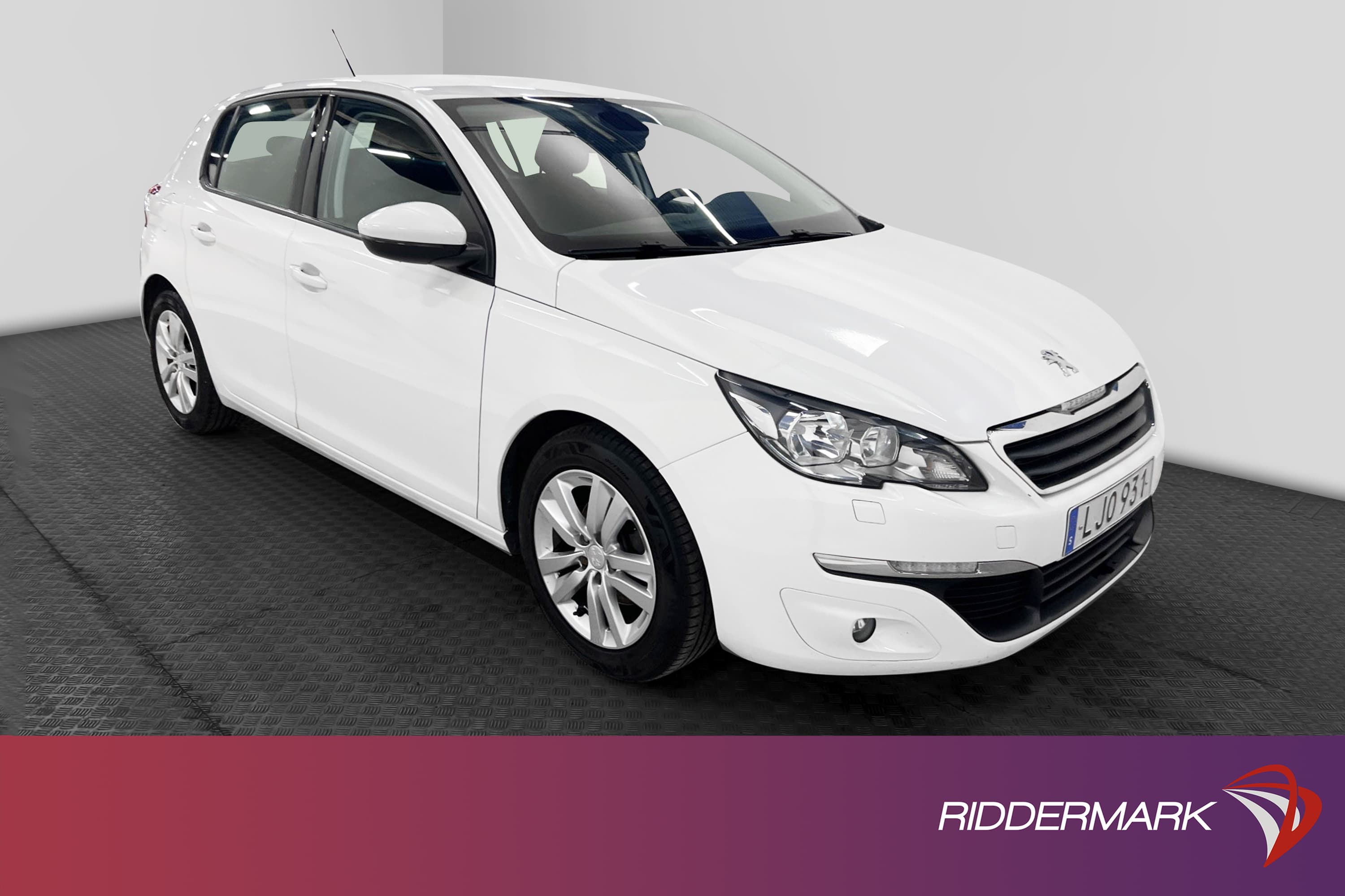 Peugeot 308 1.2 e-THP 130hk