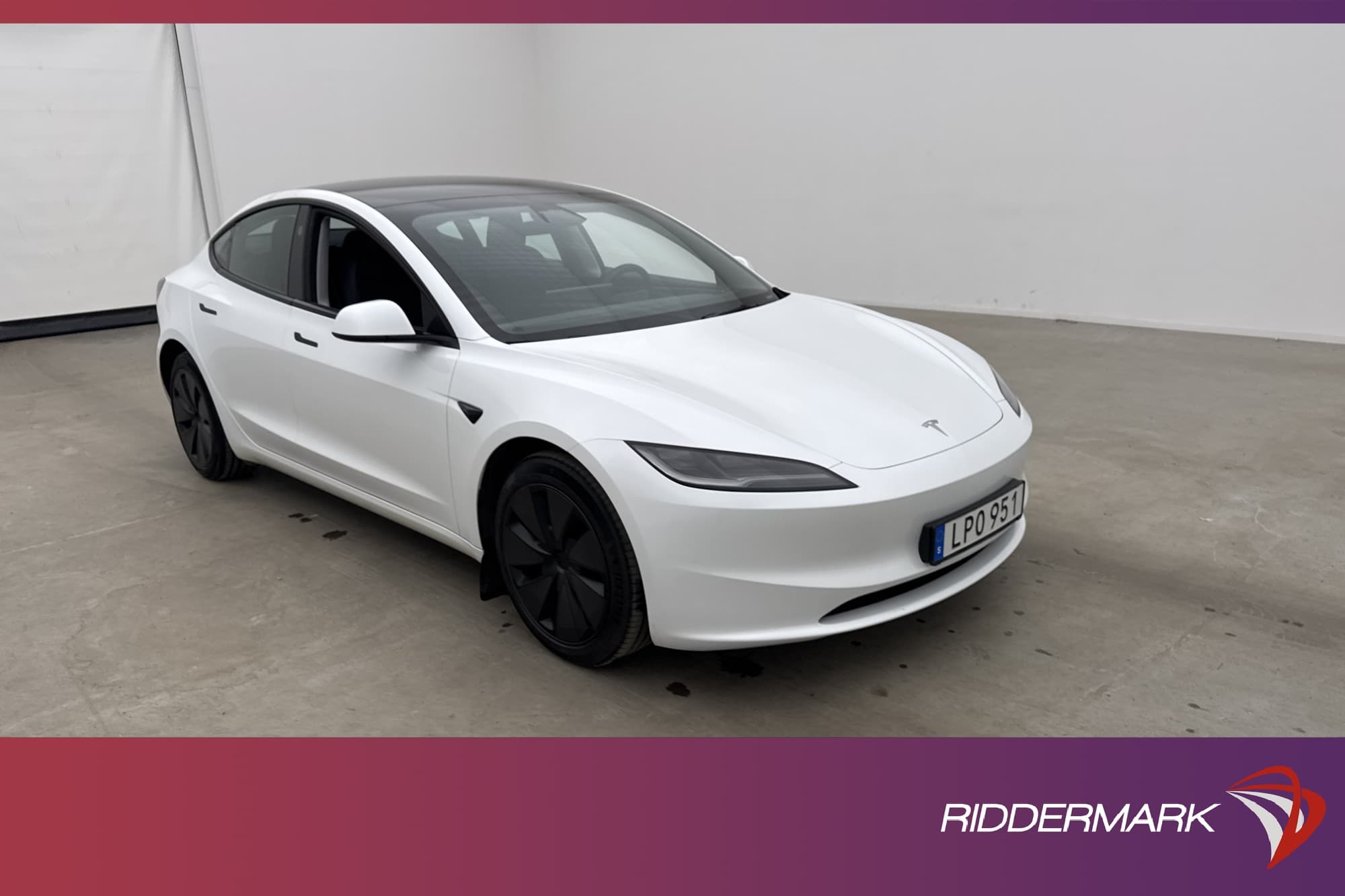 Tesla Model 3 Long Range AWD Svensksåld AP Rattvärme MOMS
