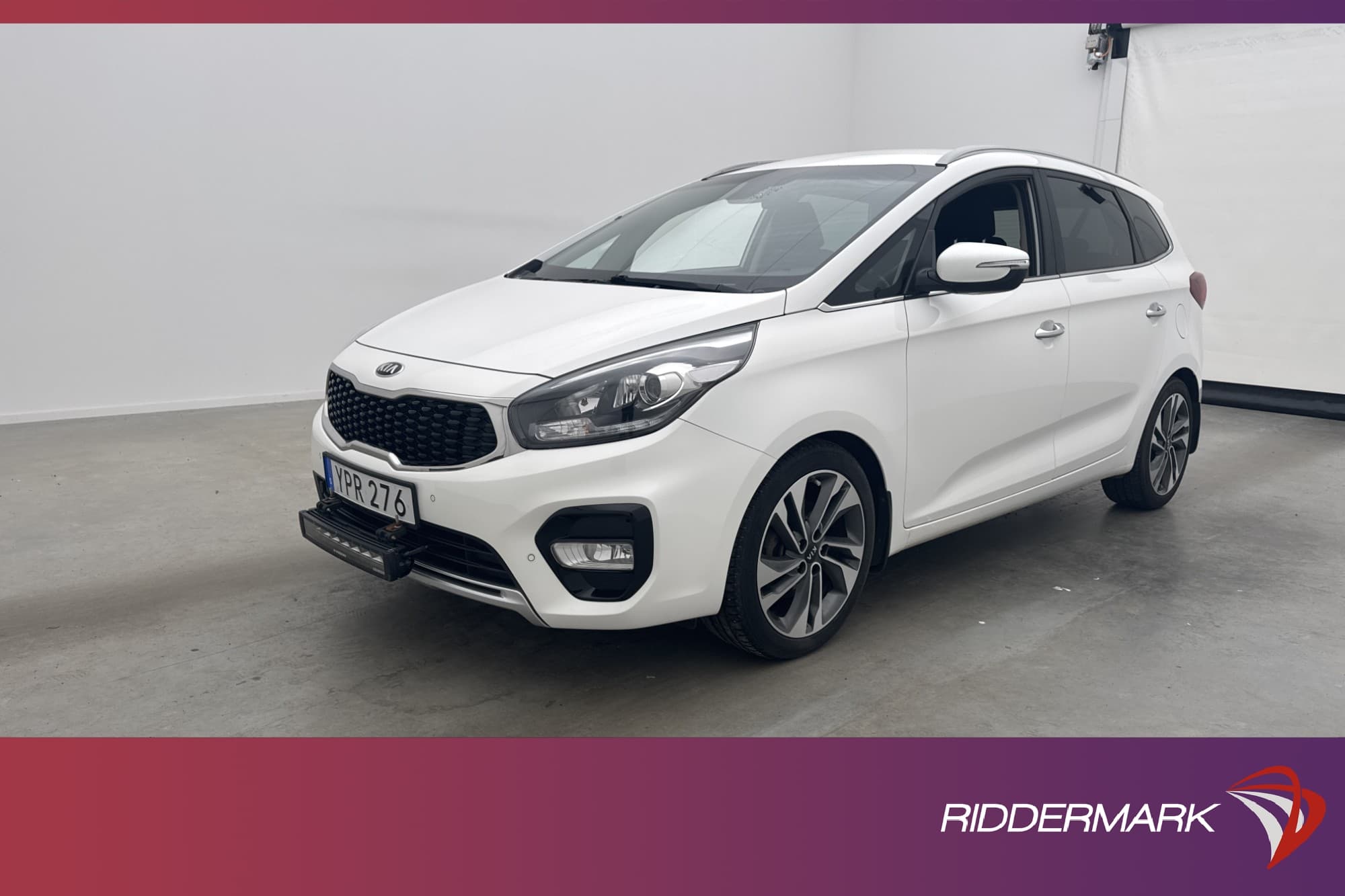 Kia Carens 1.7 141hk