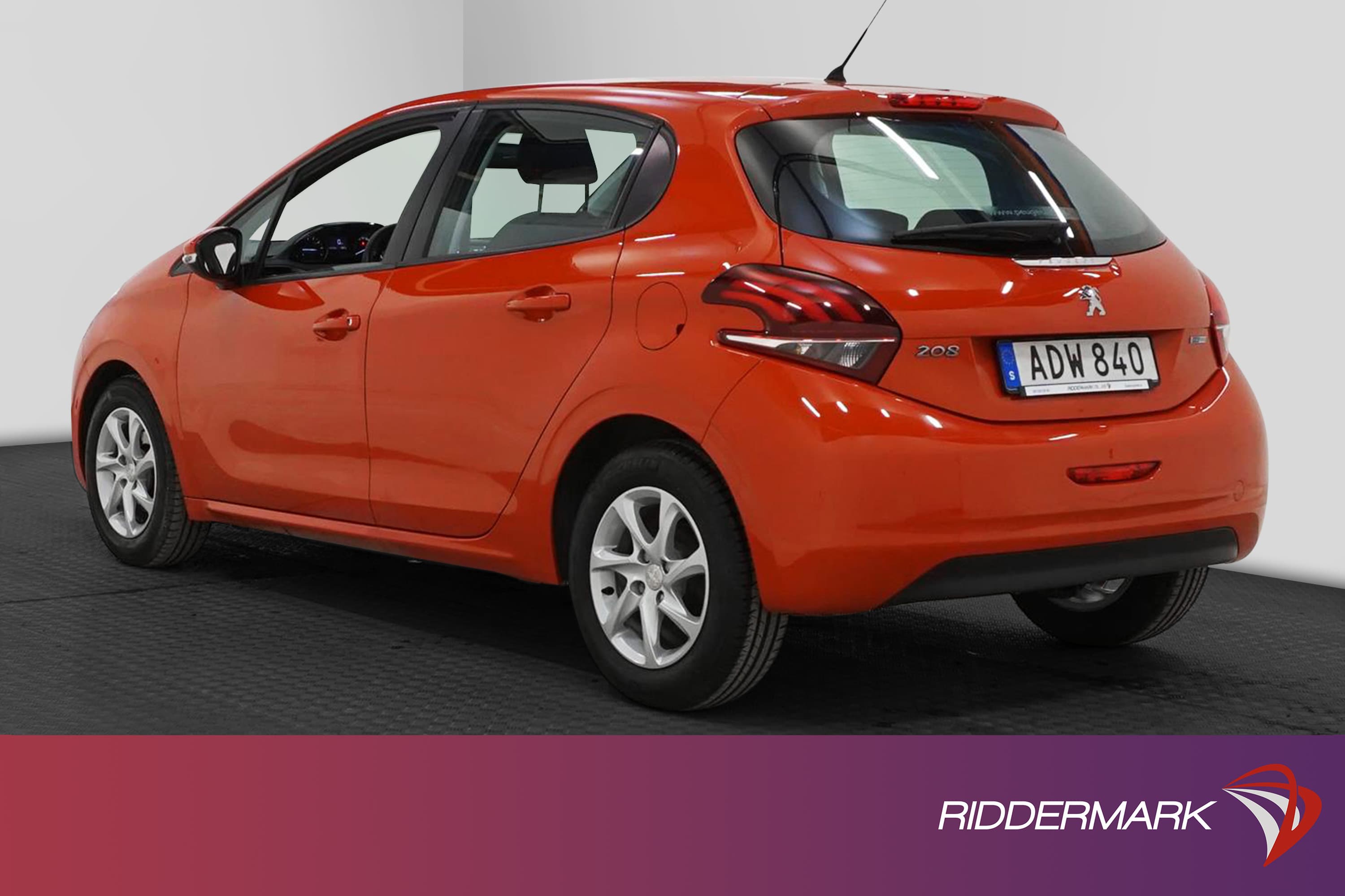 Peugeot 208 5-dörrar 1.2 82hk Låg Skatt 2-Brukare 0,45l/mil