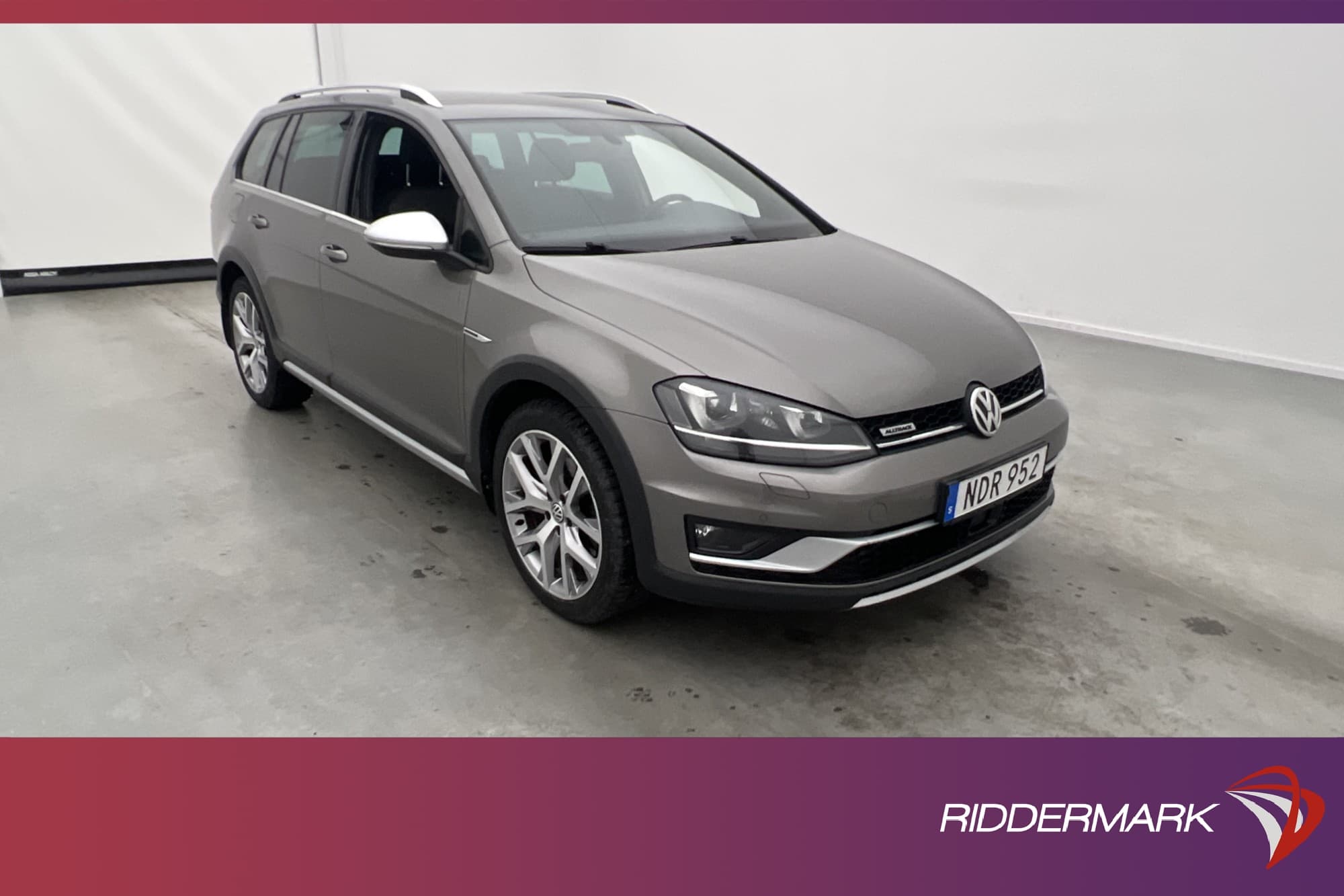 Volkswagen Golf Alltrack 4M