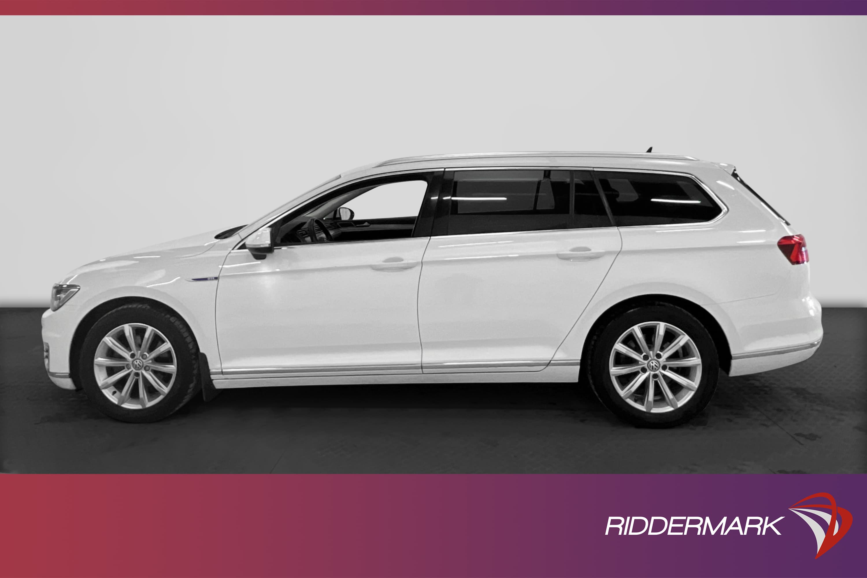 Volkswagen Passat GTE 218hk