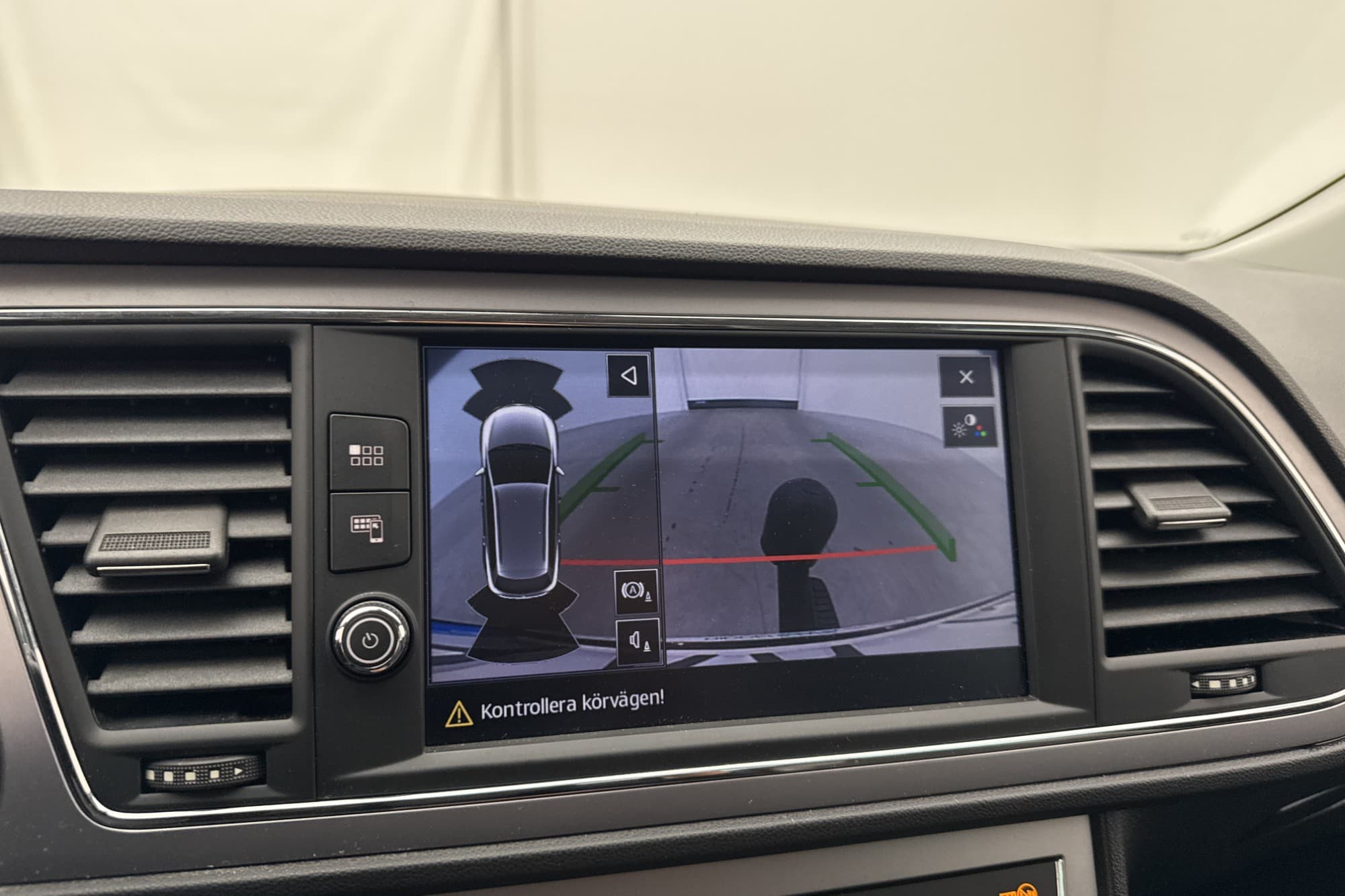 SEAT Leon X-Perience TDI 4Drive 115hk Kamera CarPlay Drag