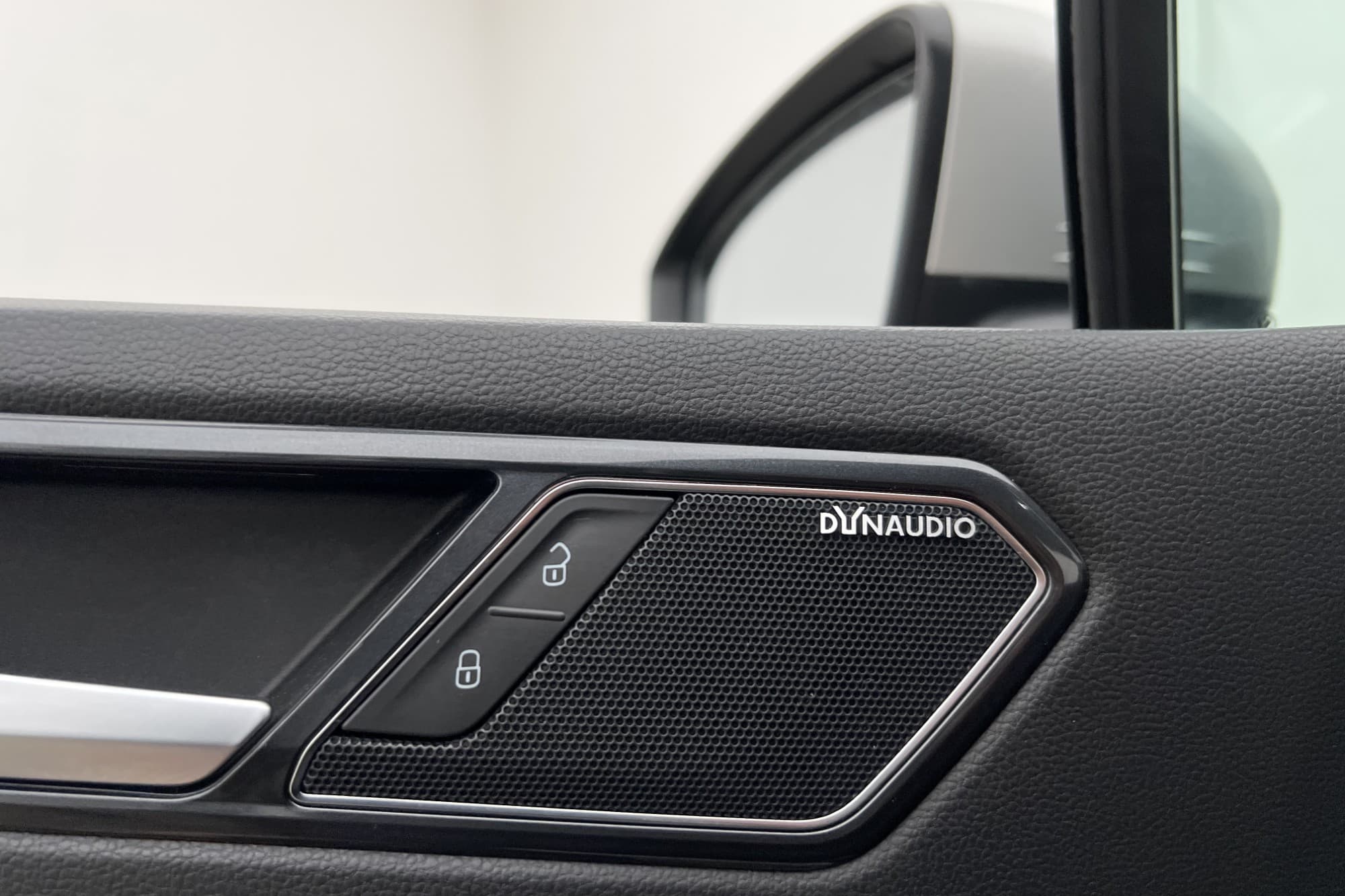 Volkswagen Tiguan 4M R-Line Dynaudio Cockpit Kamera Drag