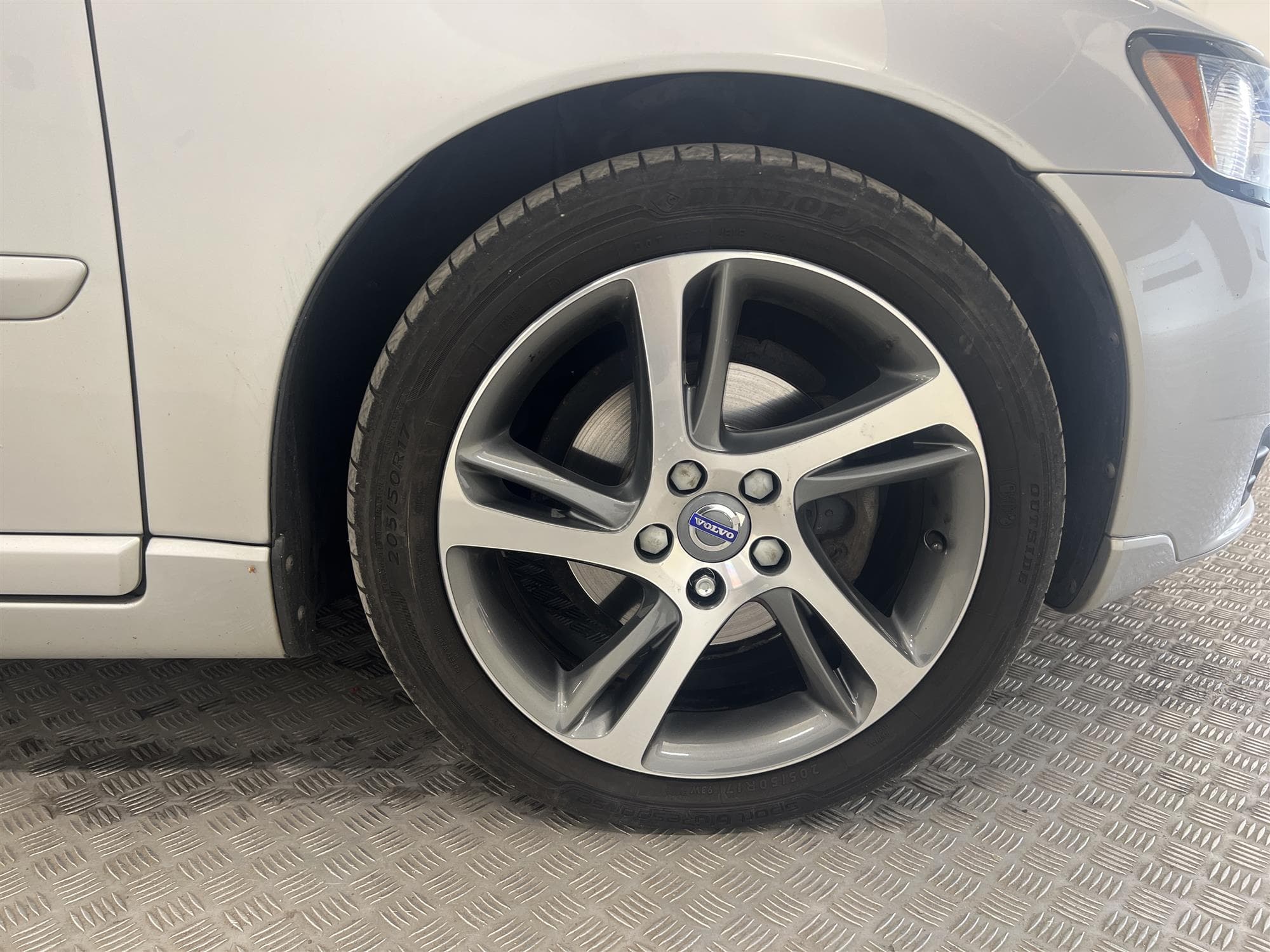 Volvo V50 D2 115hk Dragkrok D-Värmare Helskinn 0,38L/mil